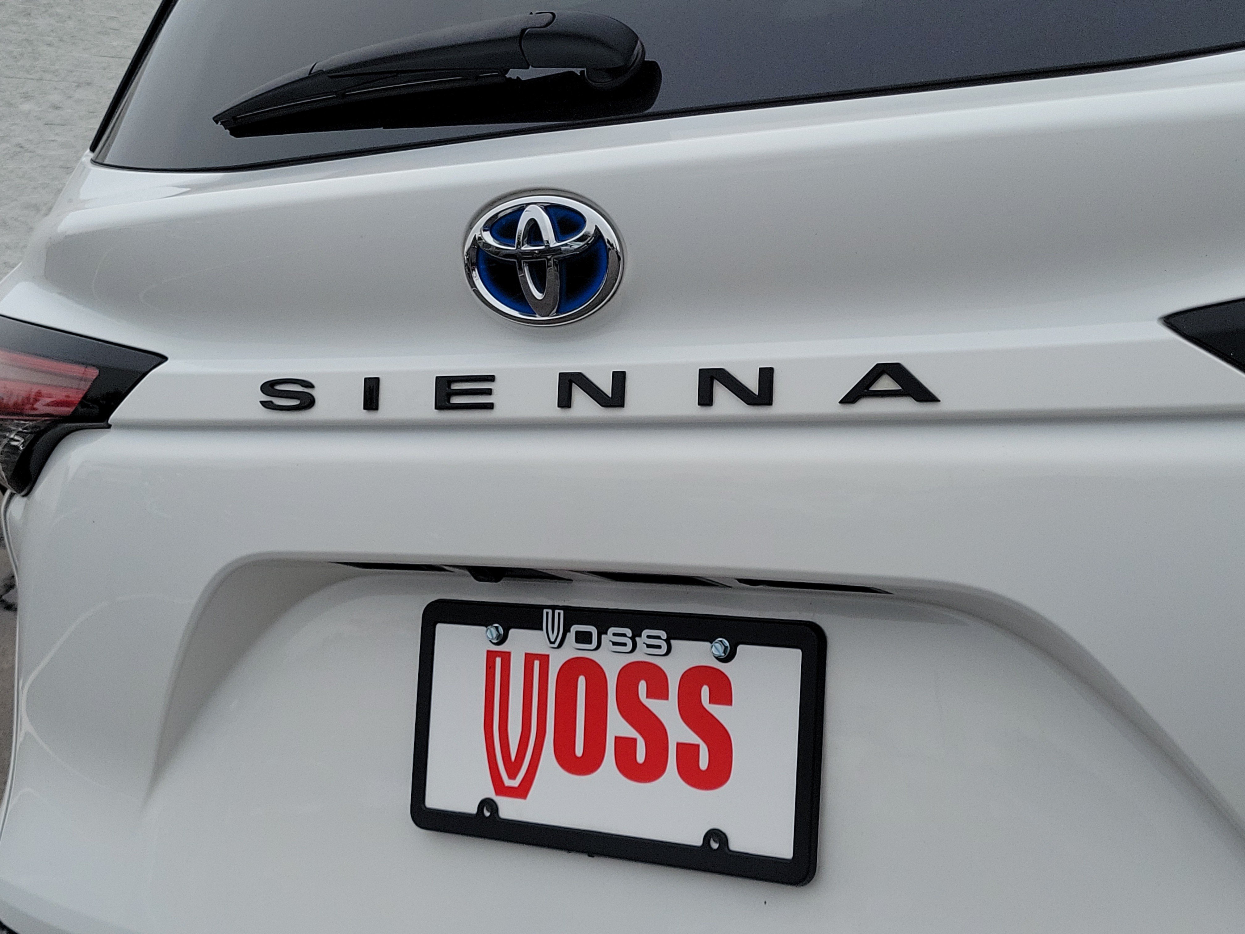 Certified Used 2024 Ice Cap Toyota XSE 7-Passenger image 6