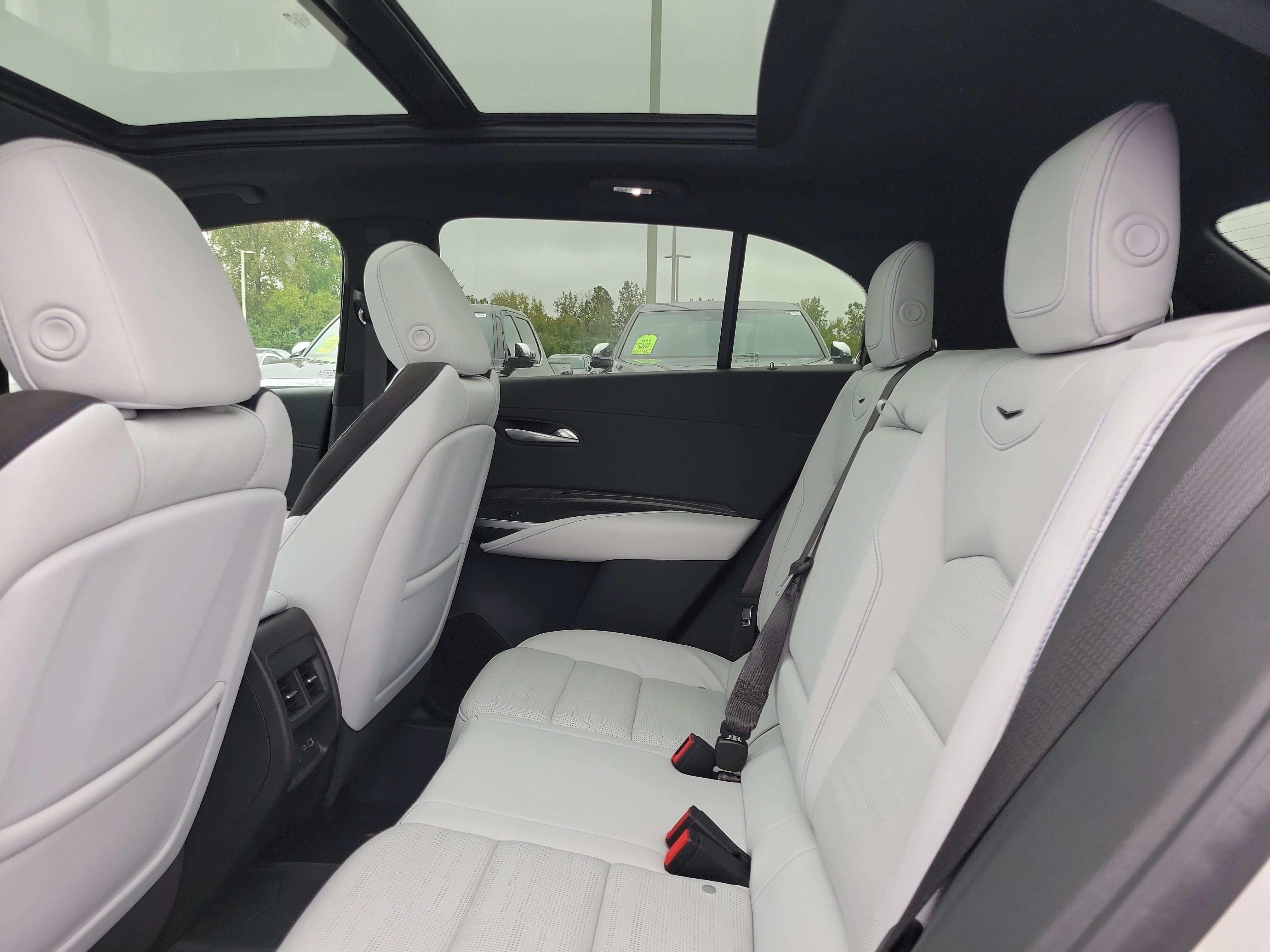 Used 2025 Crystal White Tricoat Cadillac Sport image 15