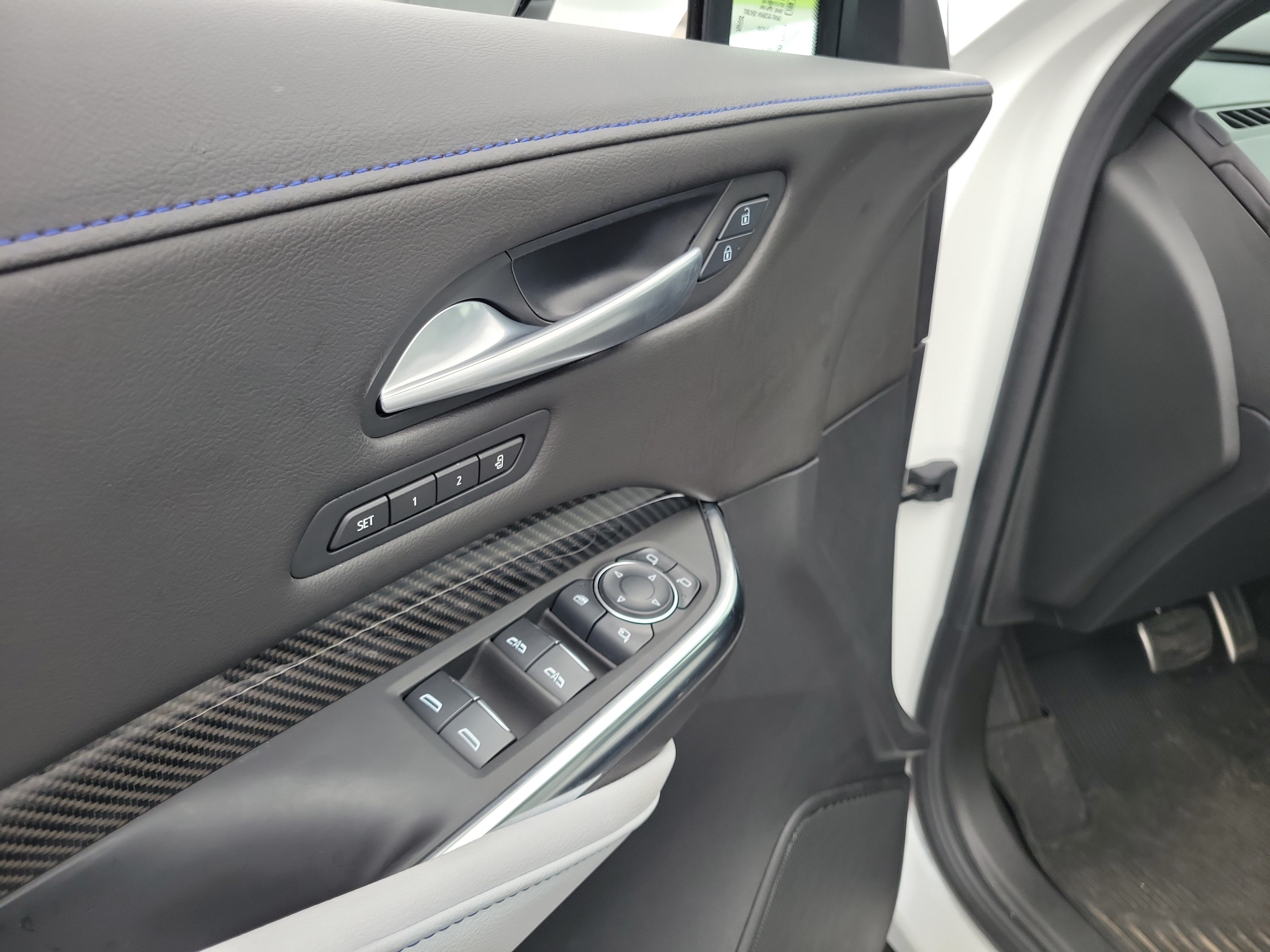 Used 2025 Crystal White Tricoat Cadillac Sport image 22