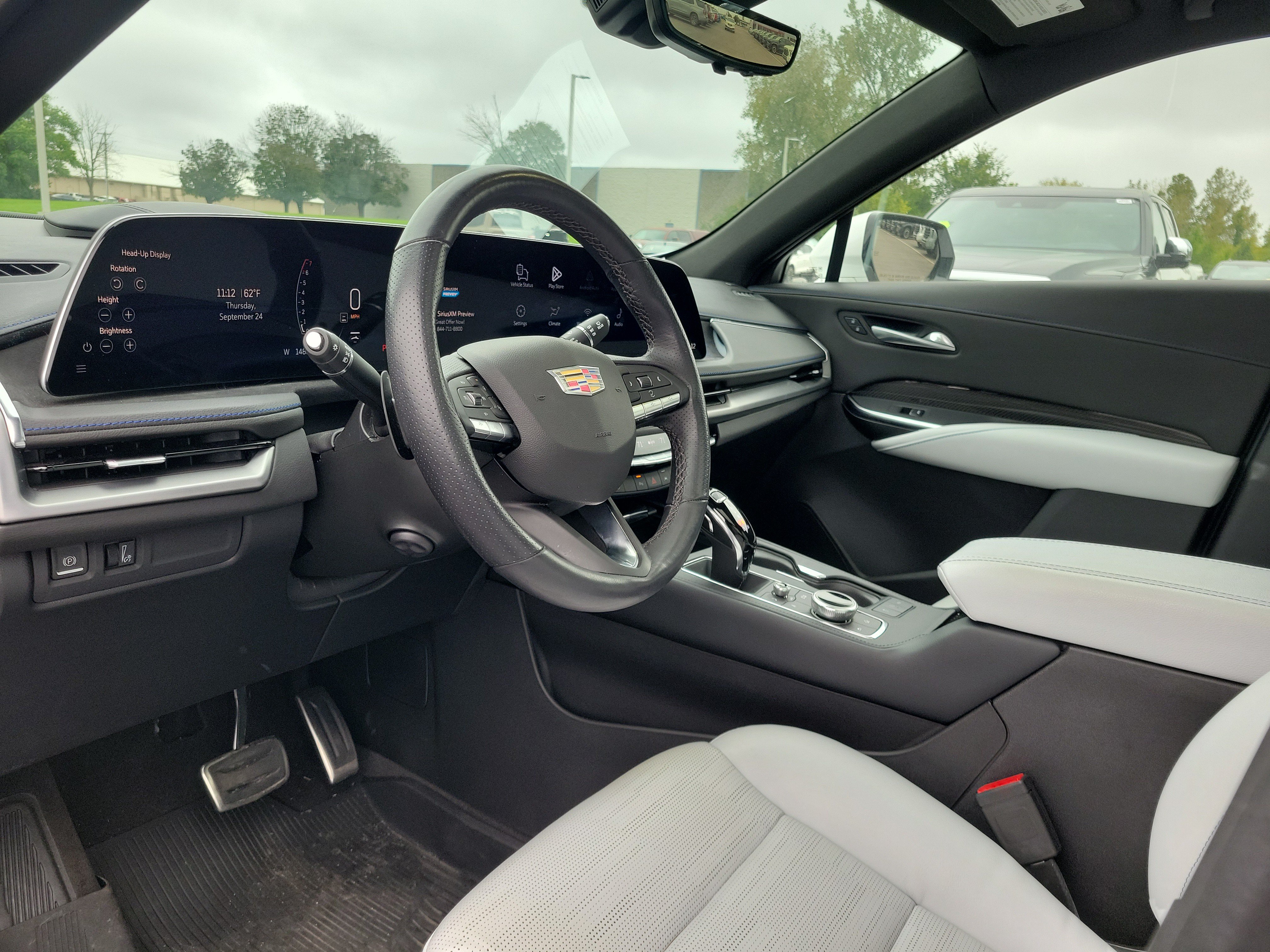 Used 2025 Crystal White Tricoat Cadillac Sport image 23