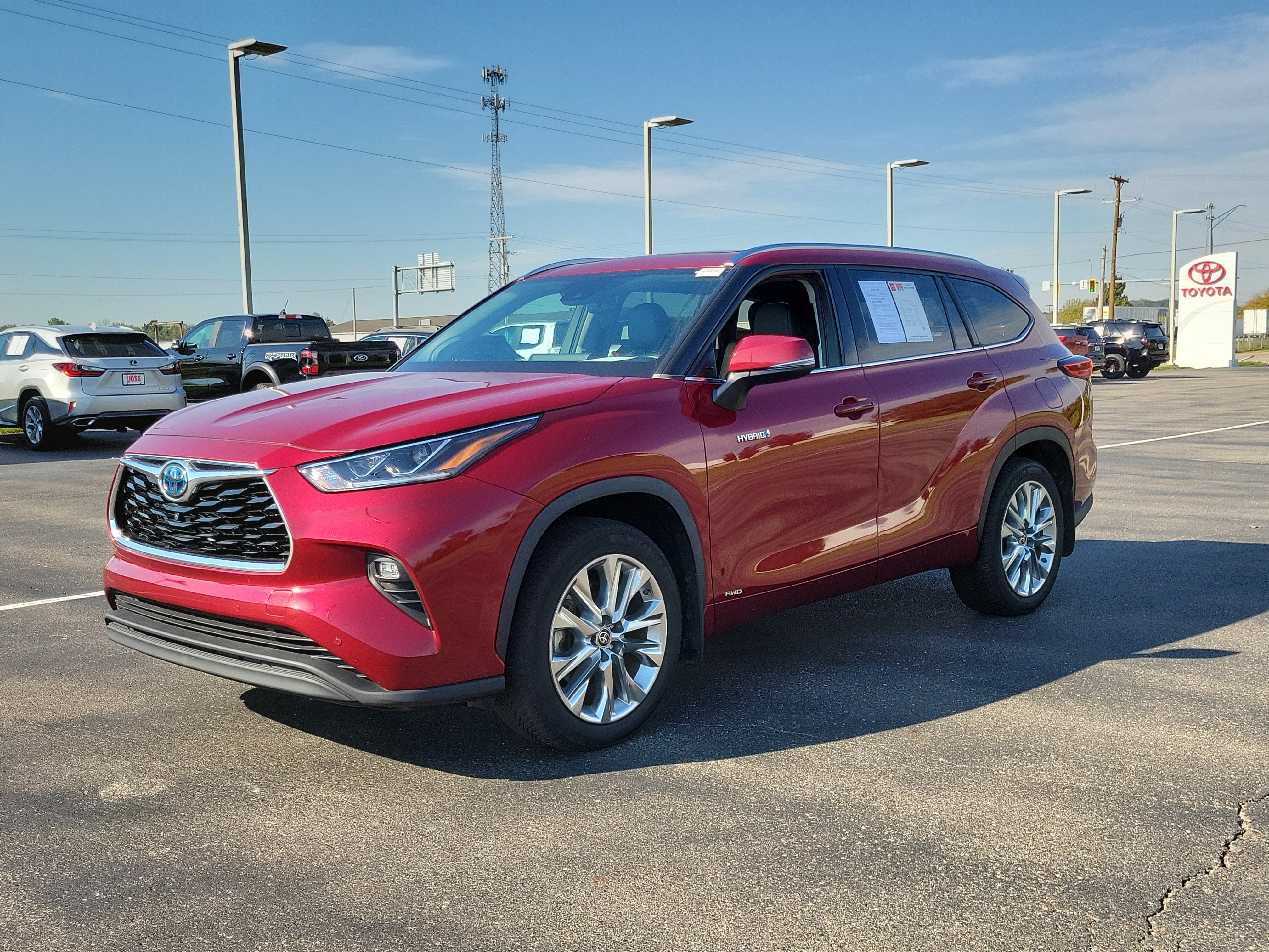 2021 Toyota Highlander Limited, photo 6 of 12