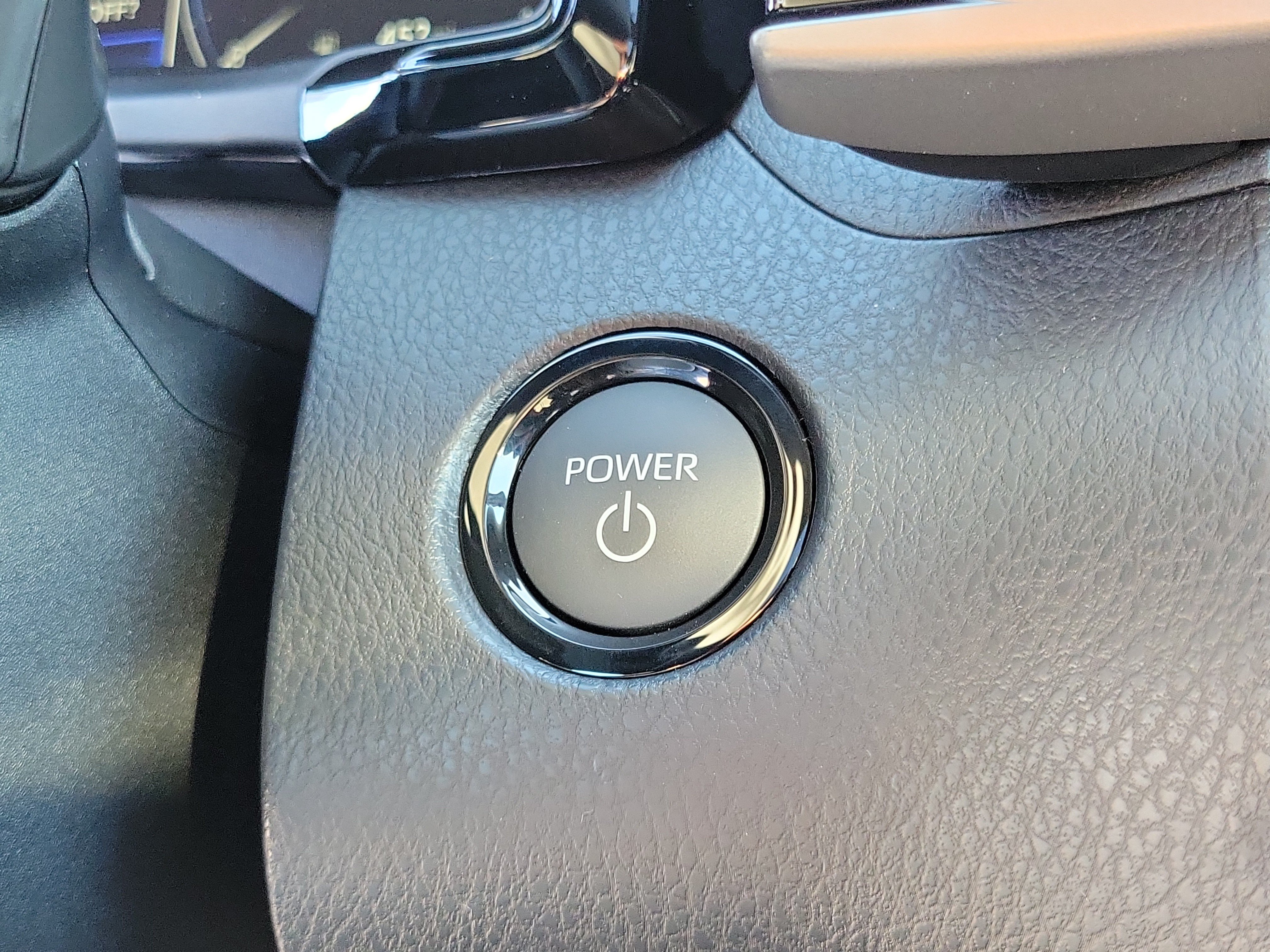 New 2026 Wind Chill Pearl Toyota XSE image 32