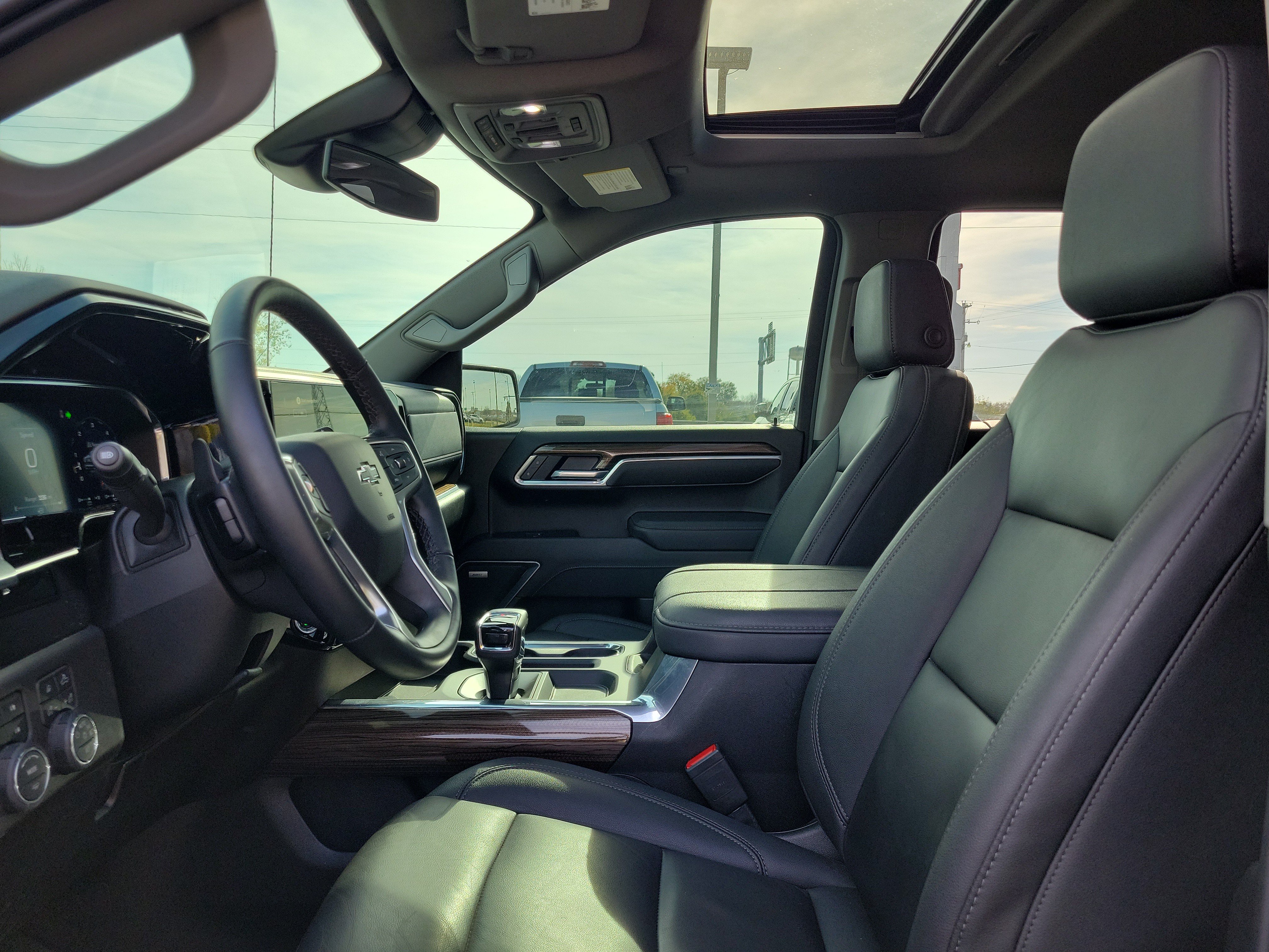 Used 2026 Summit White Chevrolet RST image 19