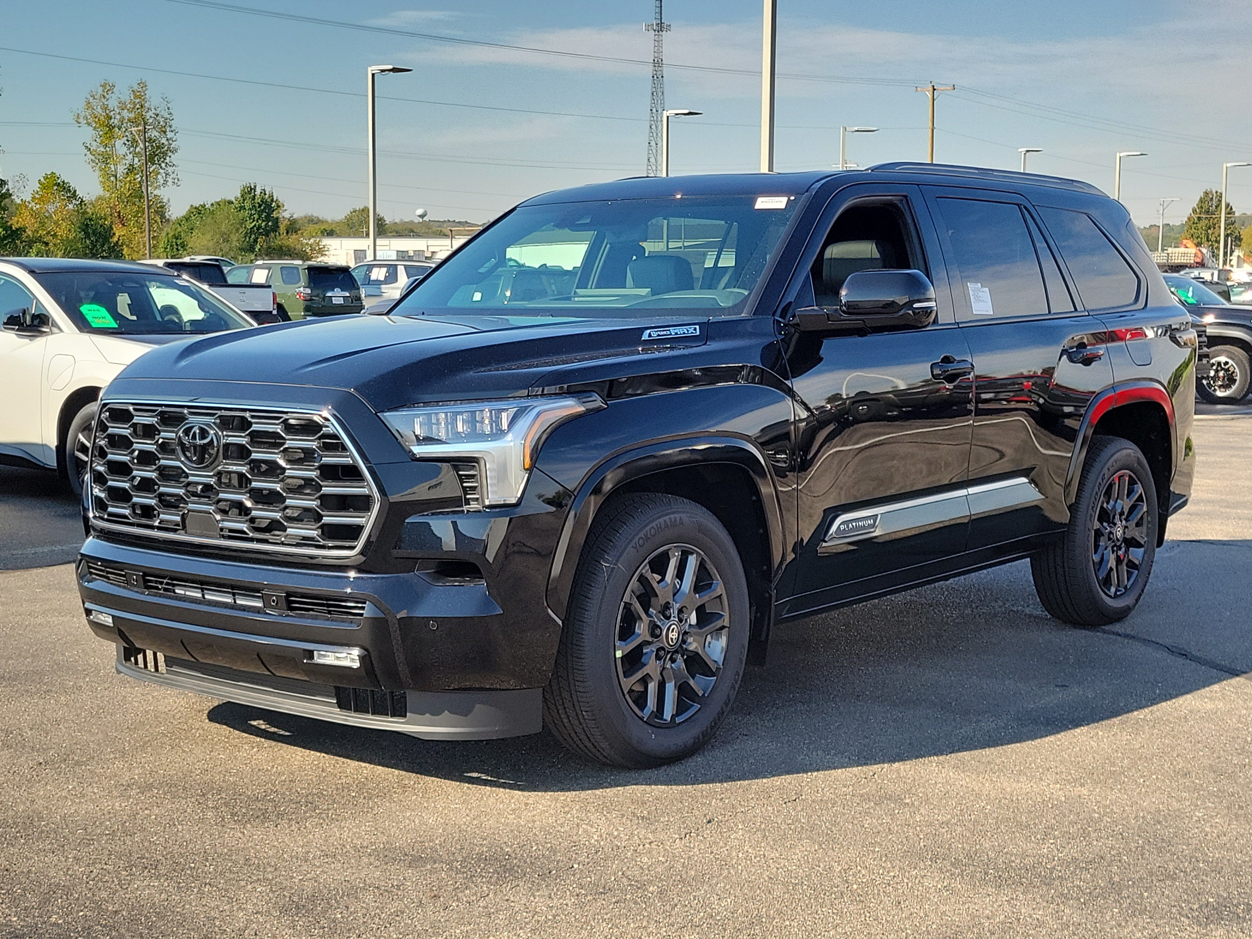 2026 Toyota Sequoia Platinum, photo 6 of 12