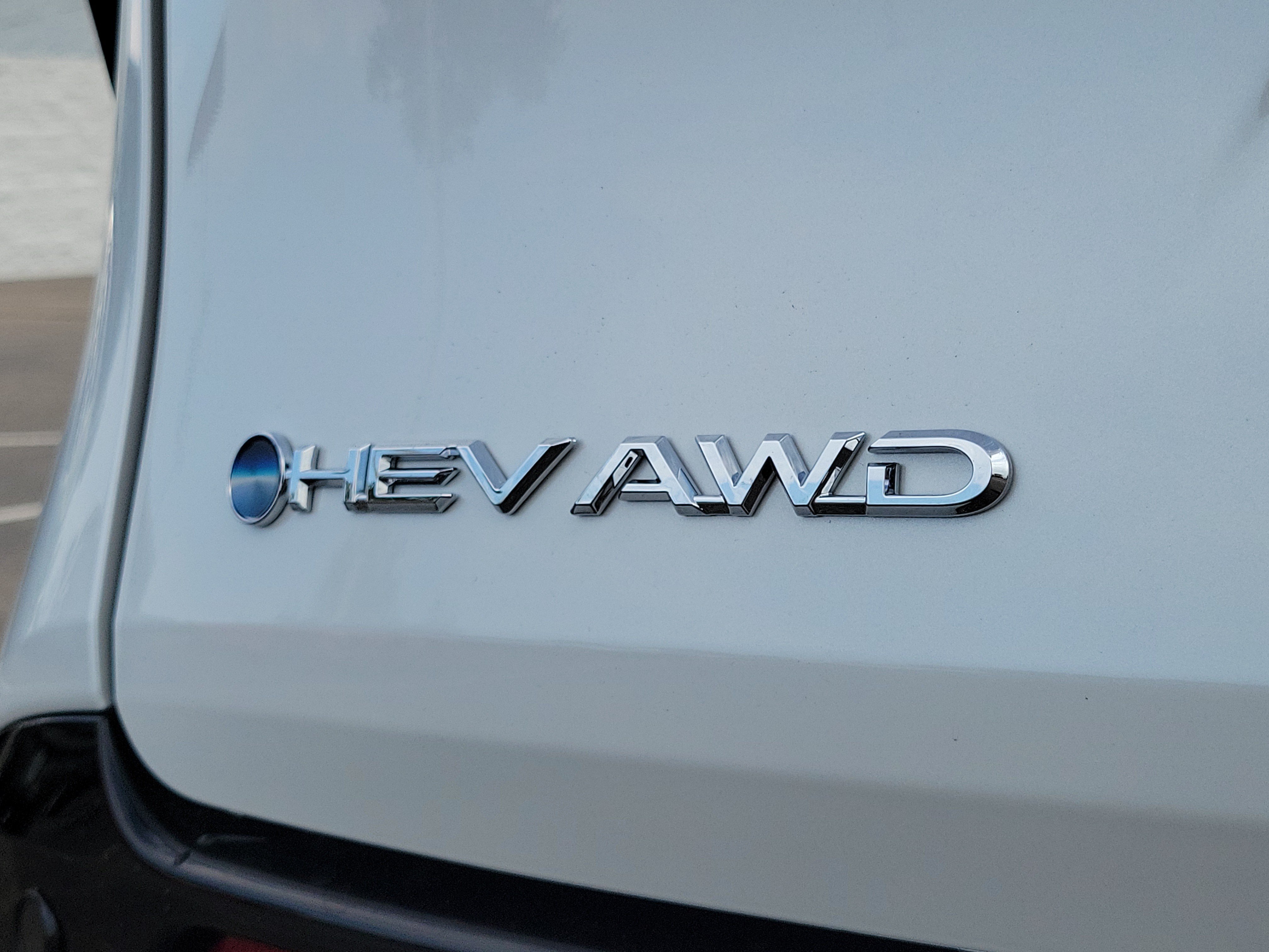 New 2026 Wind Chill Pearl <sup>1</sup> Toyota  Platinum image 10