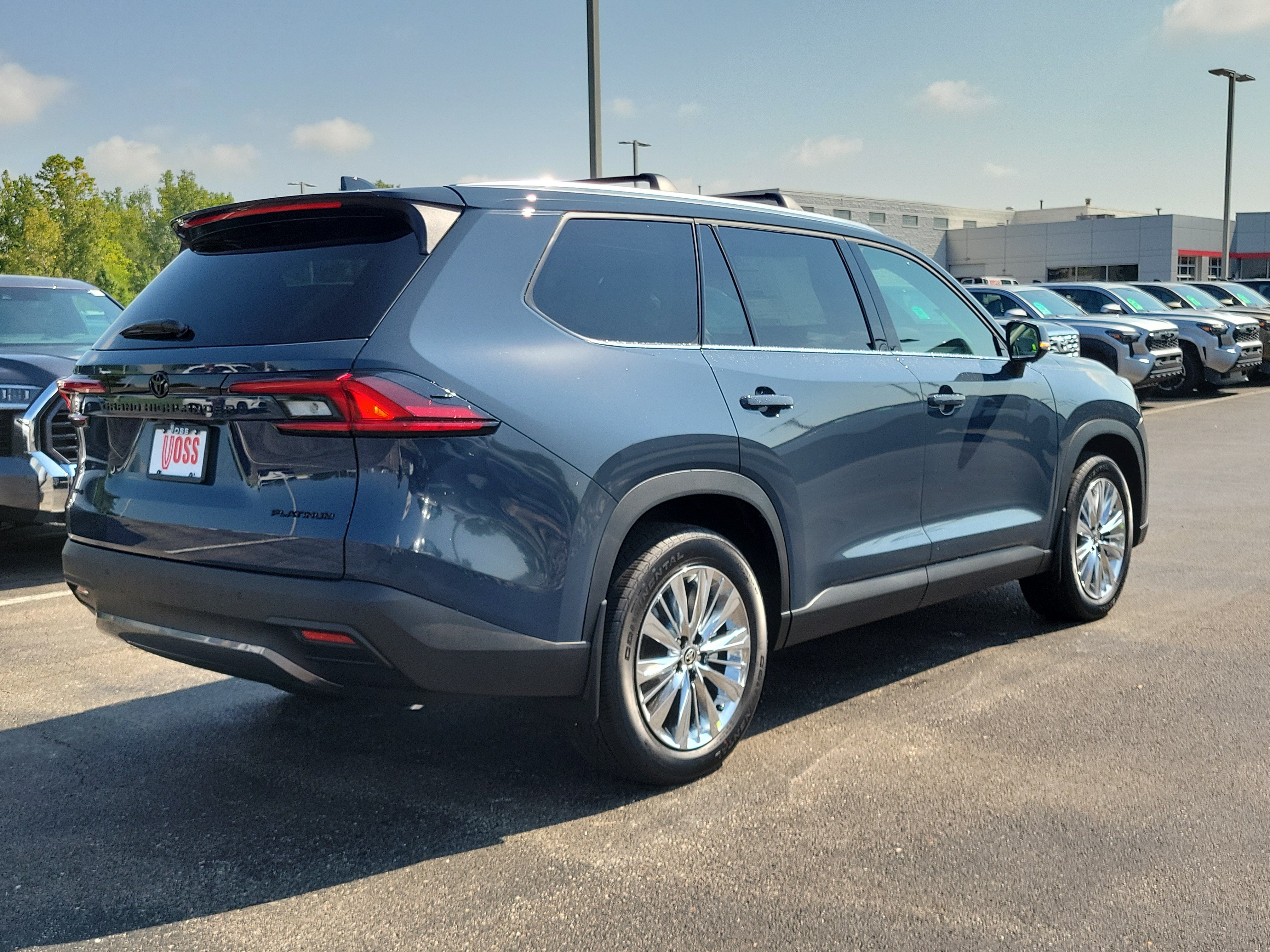 New 2026 Storm Cloud Toyota Platinum image 34