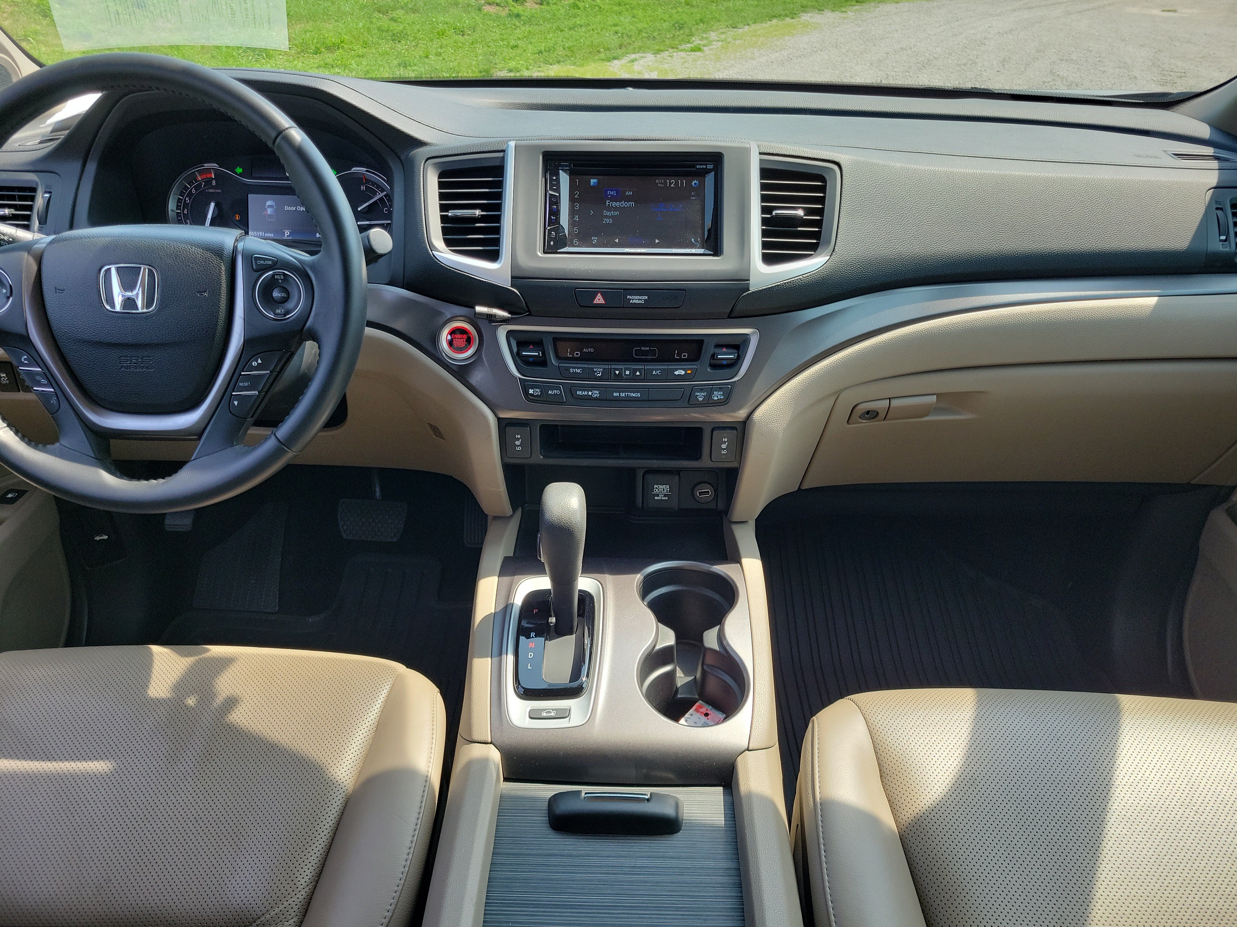 Used 2018 Deep Scarlet Pearl Honda RTL image 9