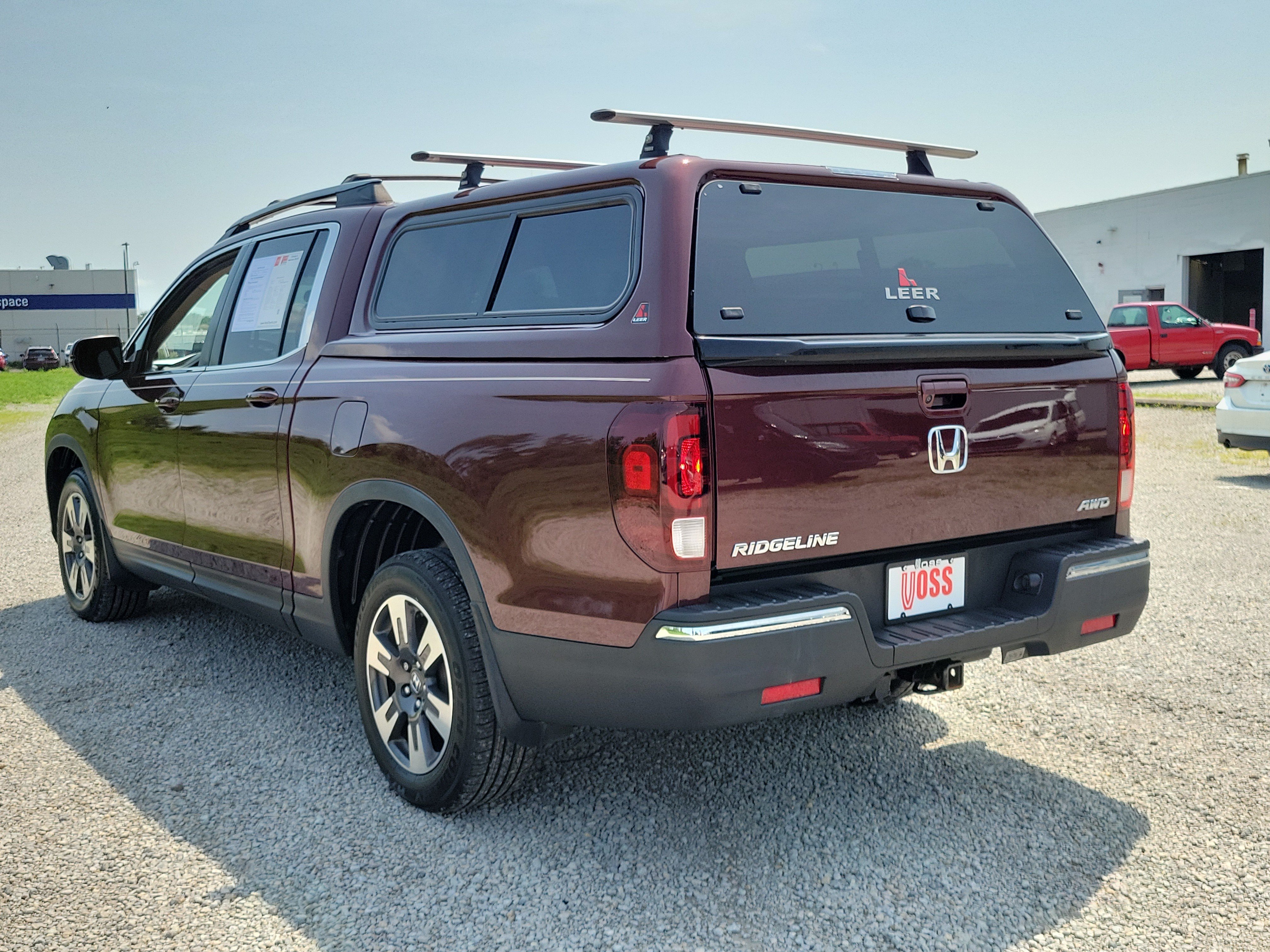 Used 2018 Deep Scarlet Pearl Honda RTL image 33