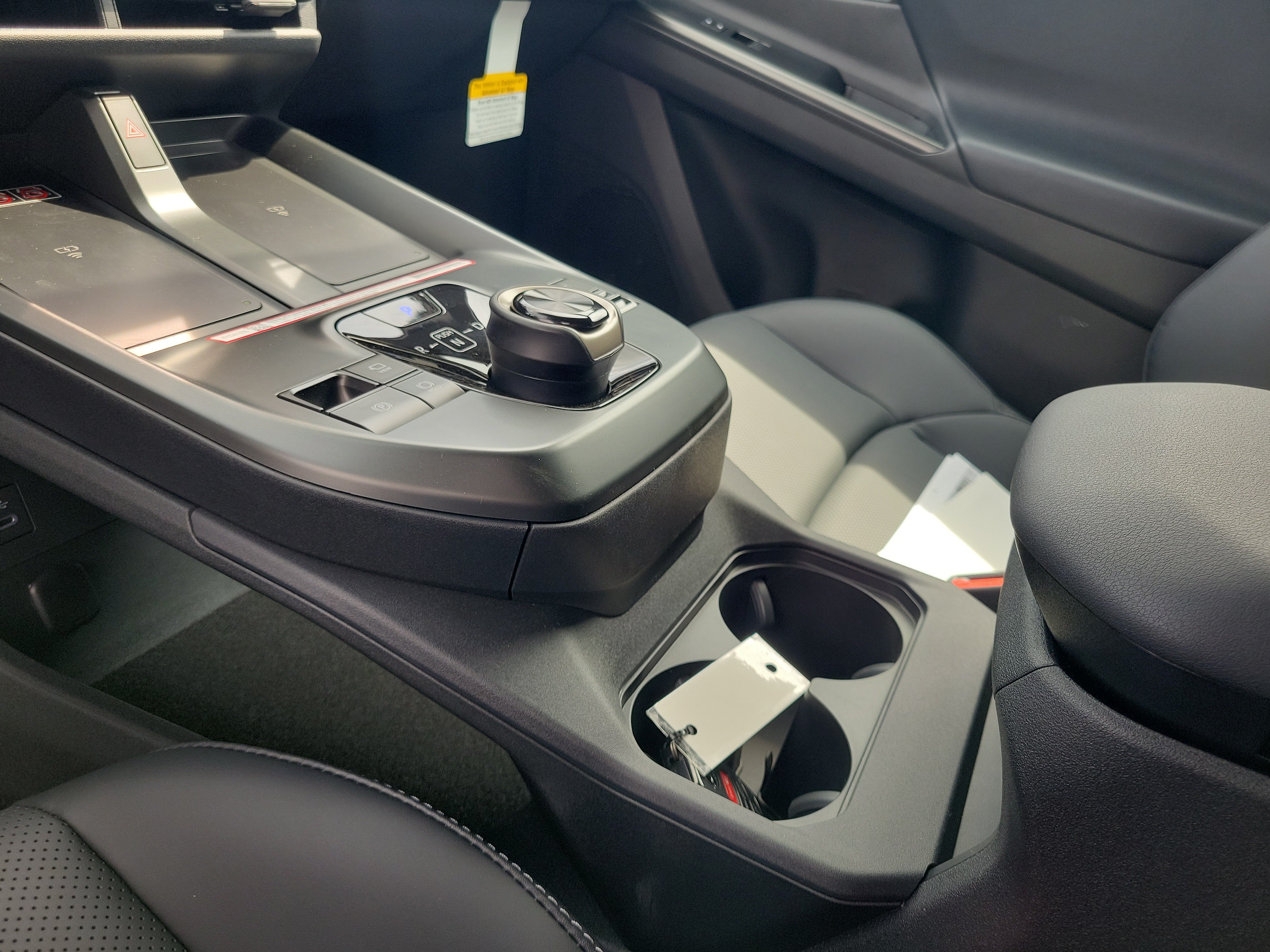 New 2026 Raven Toyota AWD (Natl) image 33