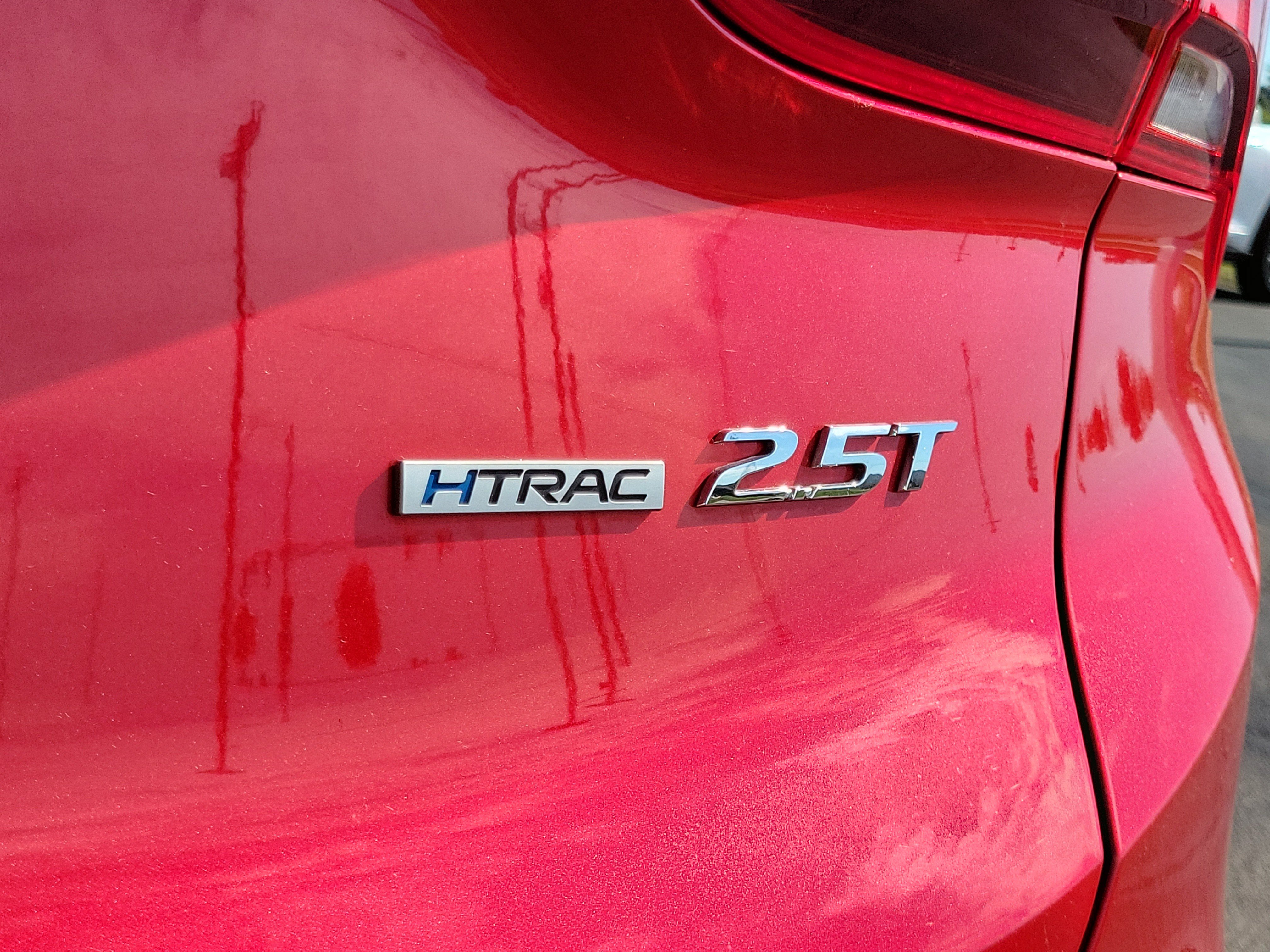 Used 2023 Calypso Red Pearl Hyundai Limited image 11
