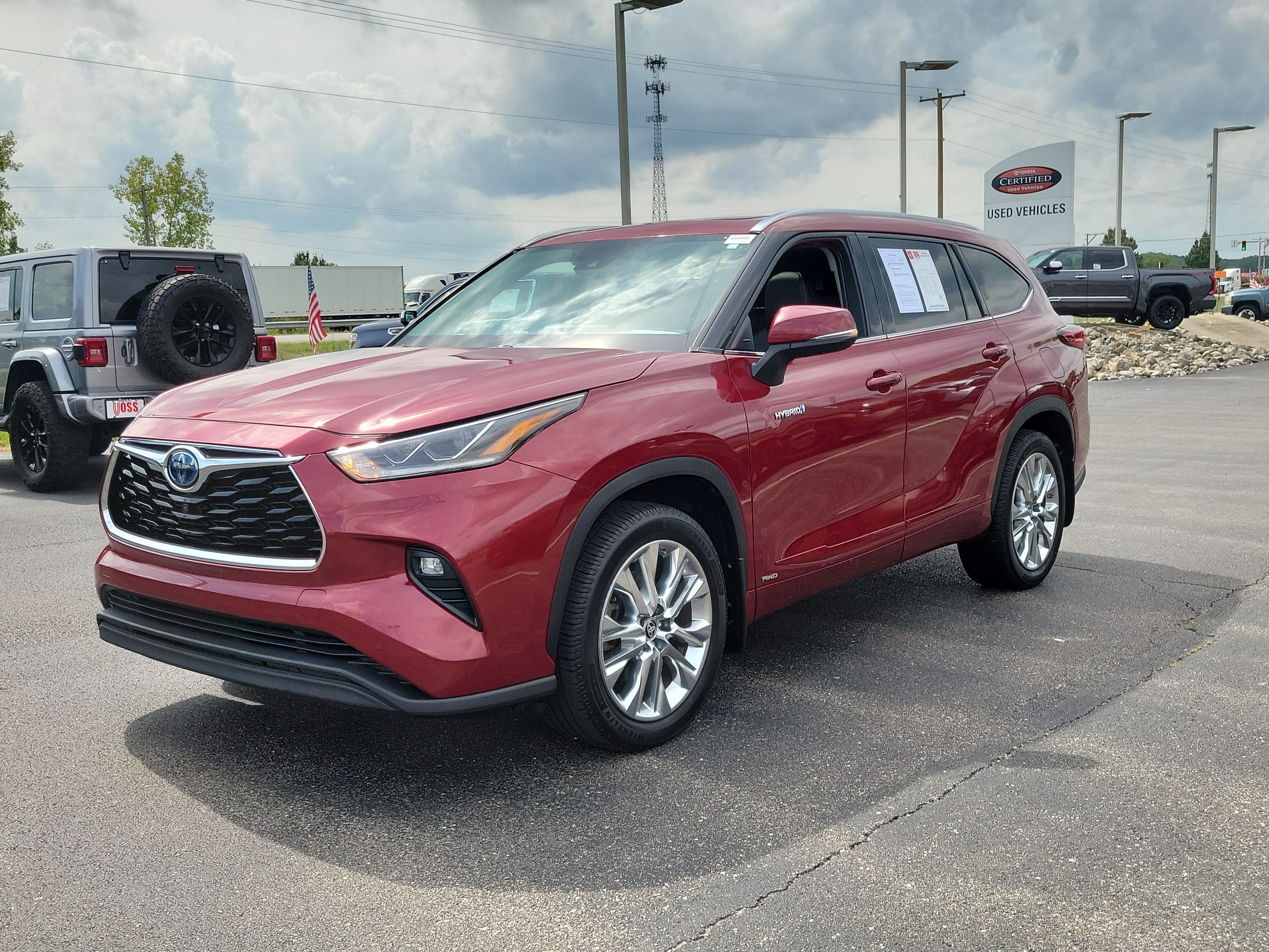 Used 2021 Ruby Flare Pearl Toyota Limited image 6