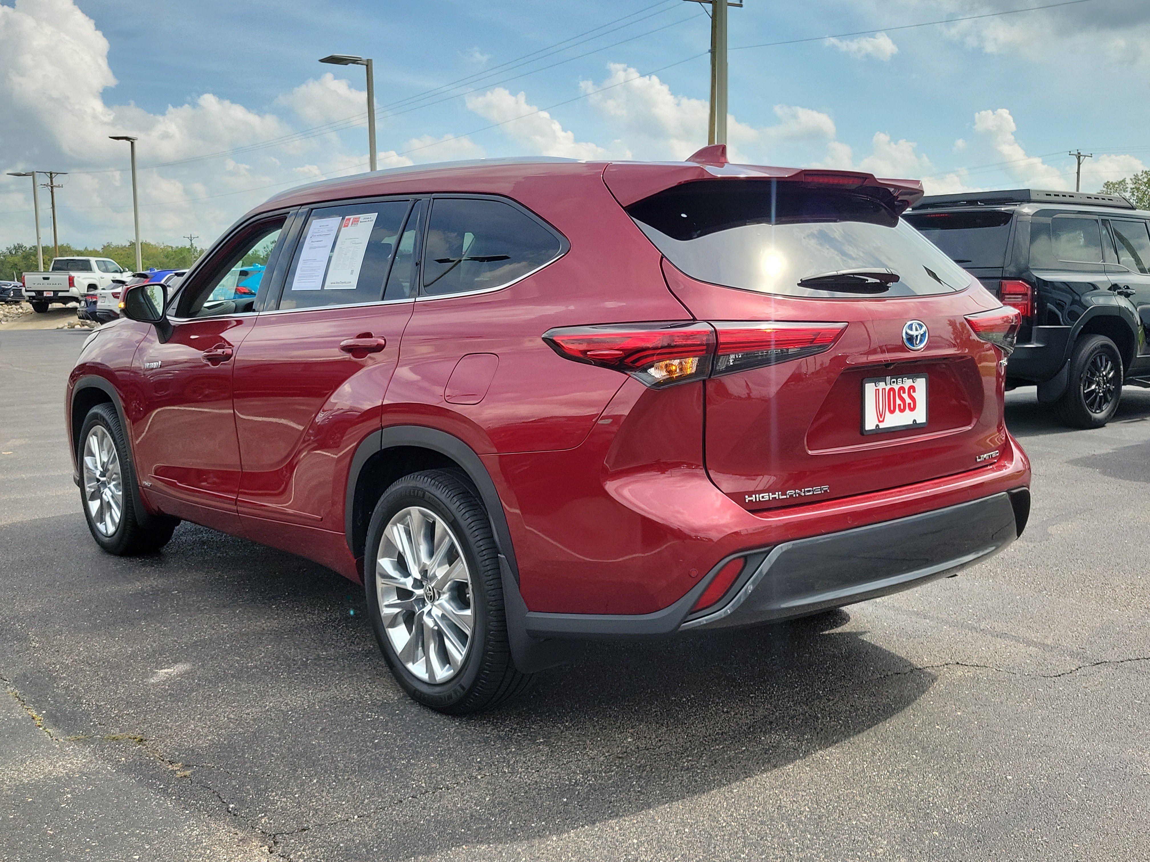 Used 2021 Ruby Flare Pearl Toyota Limited image 7