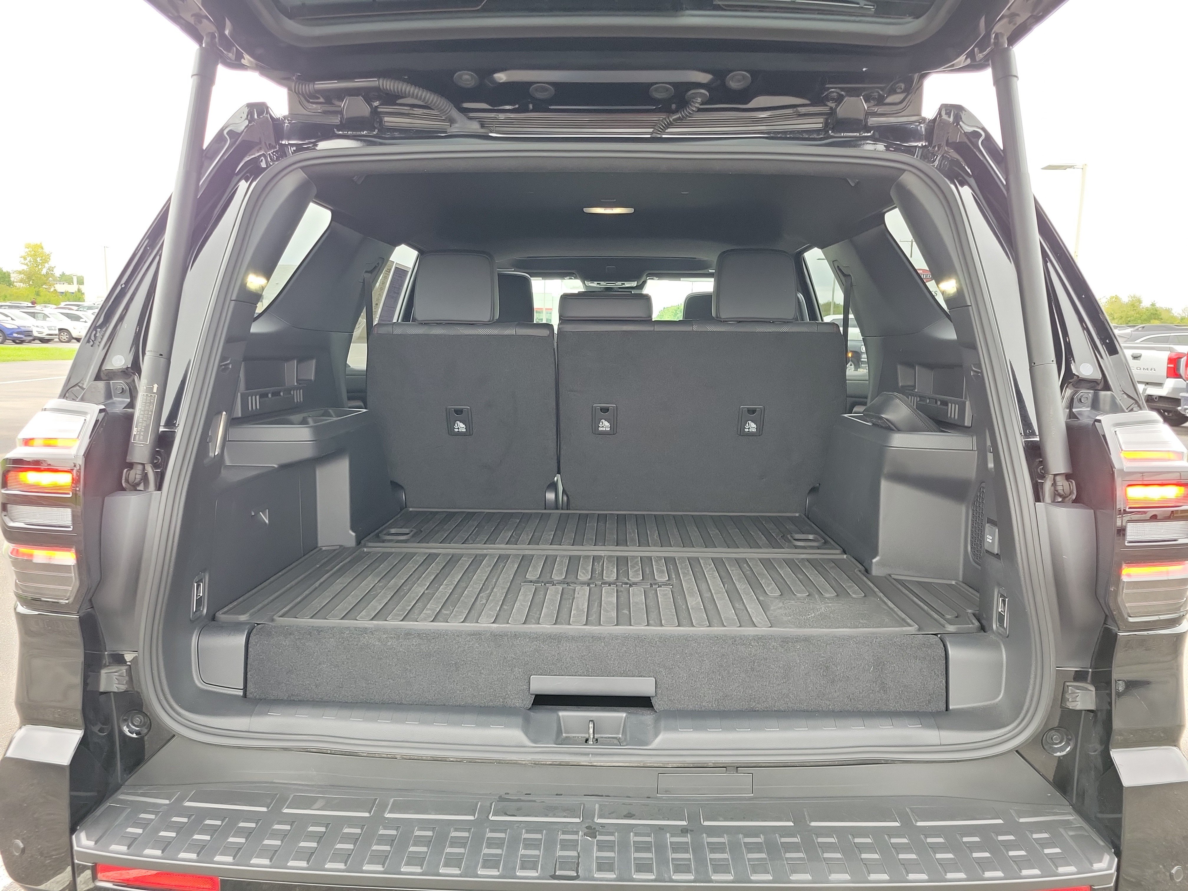 2025 Toyota 4Runner TRD Pro HV, photo 12 of 12
