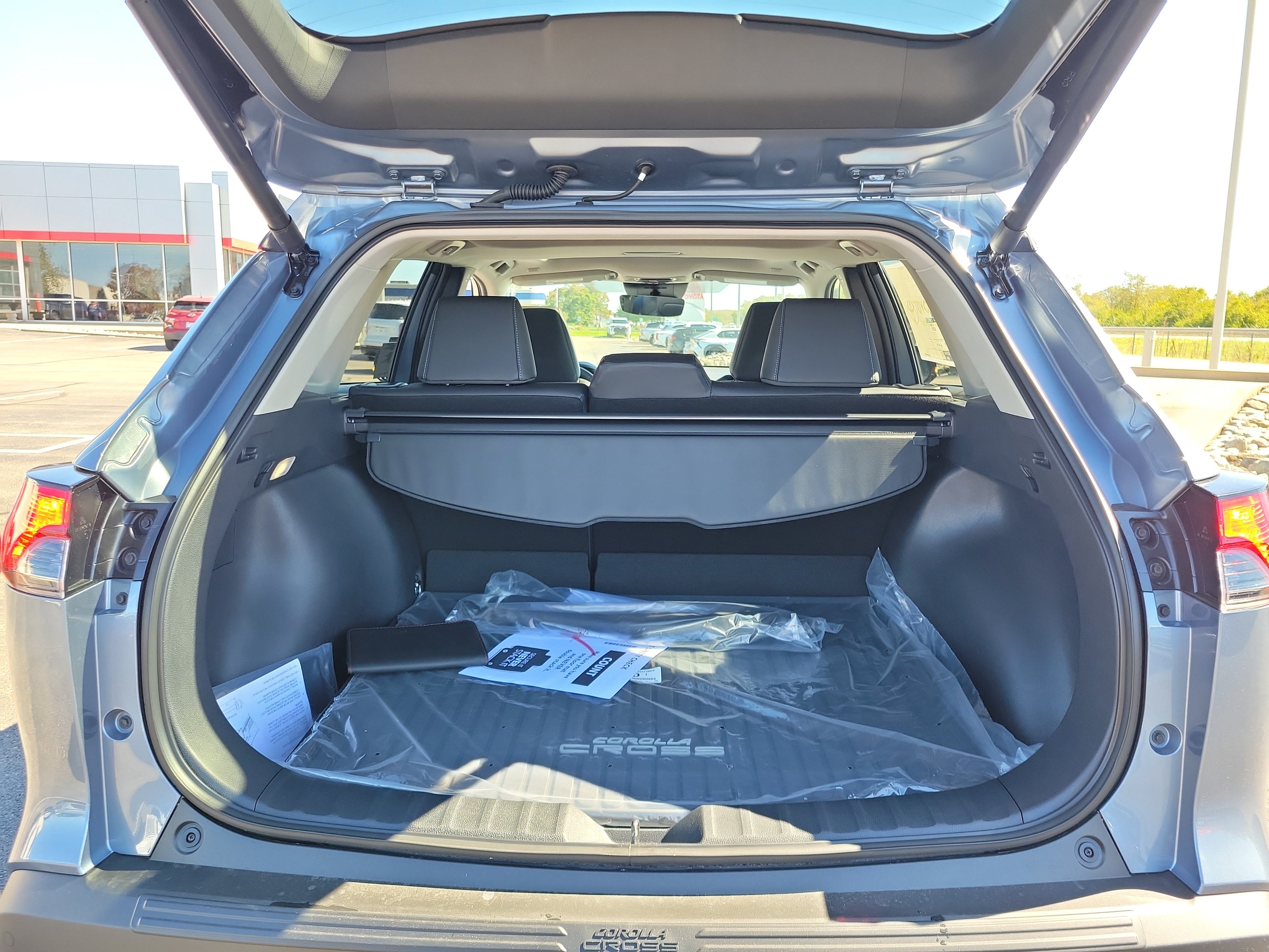 2026 Toyota Corolla Cross XLE, photo 12 of 12