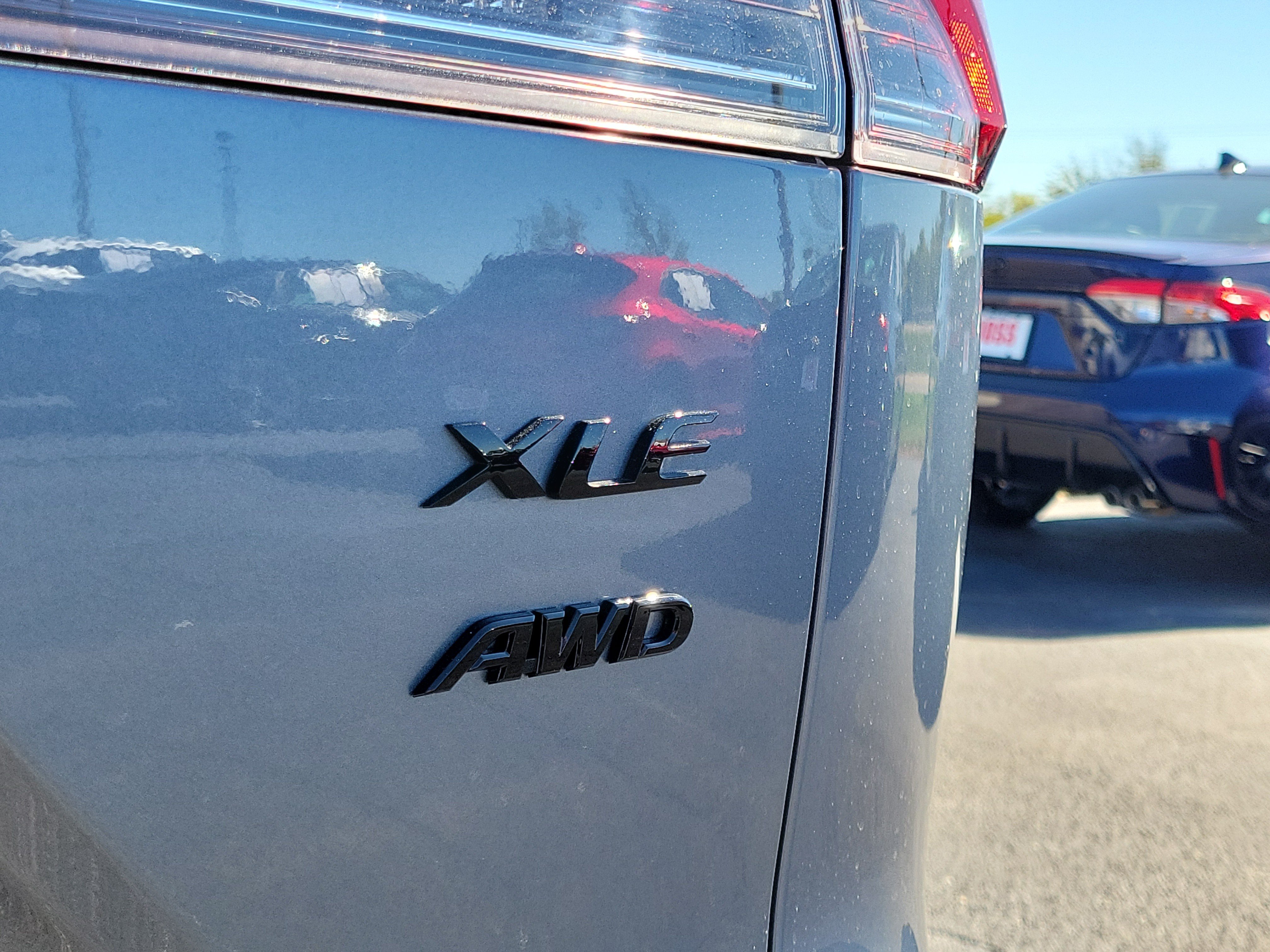 2026 Toyota Corolla Cross XLE, photo 11 of 12