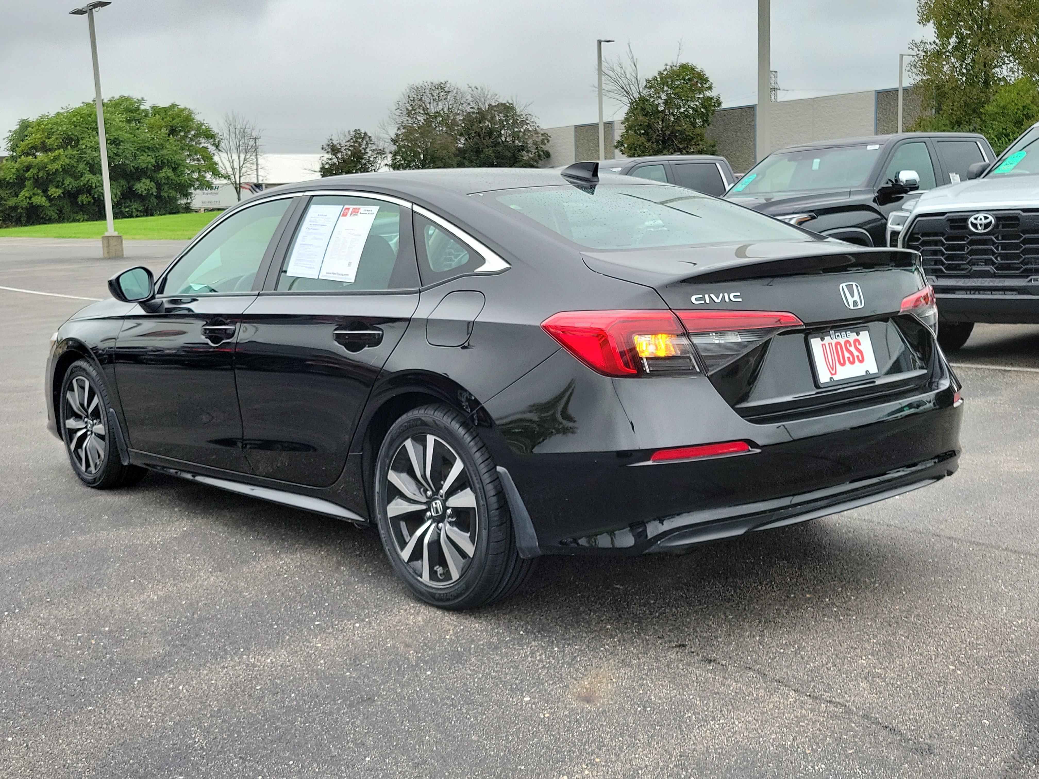 2023 Honda Civic Sedan EX, photo 7 of 12