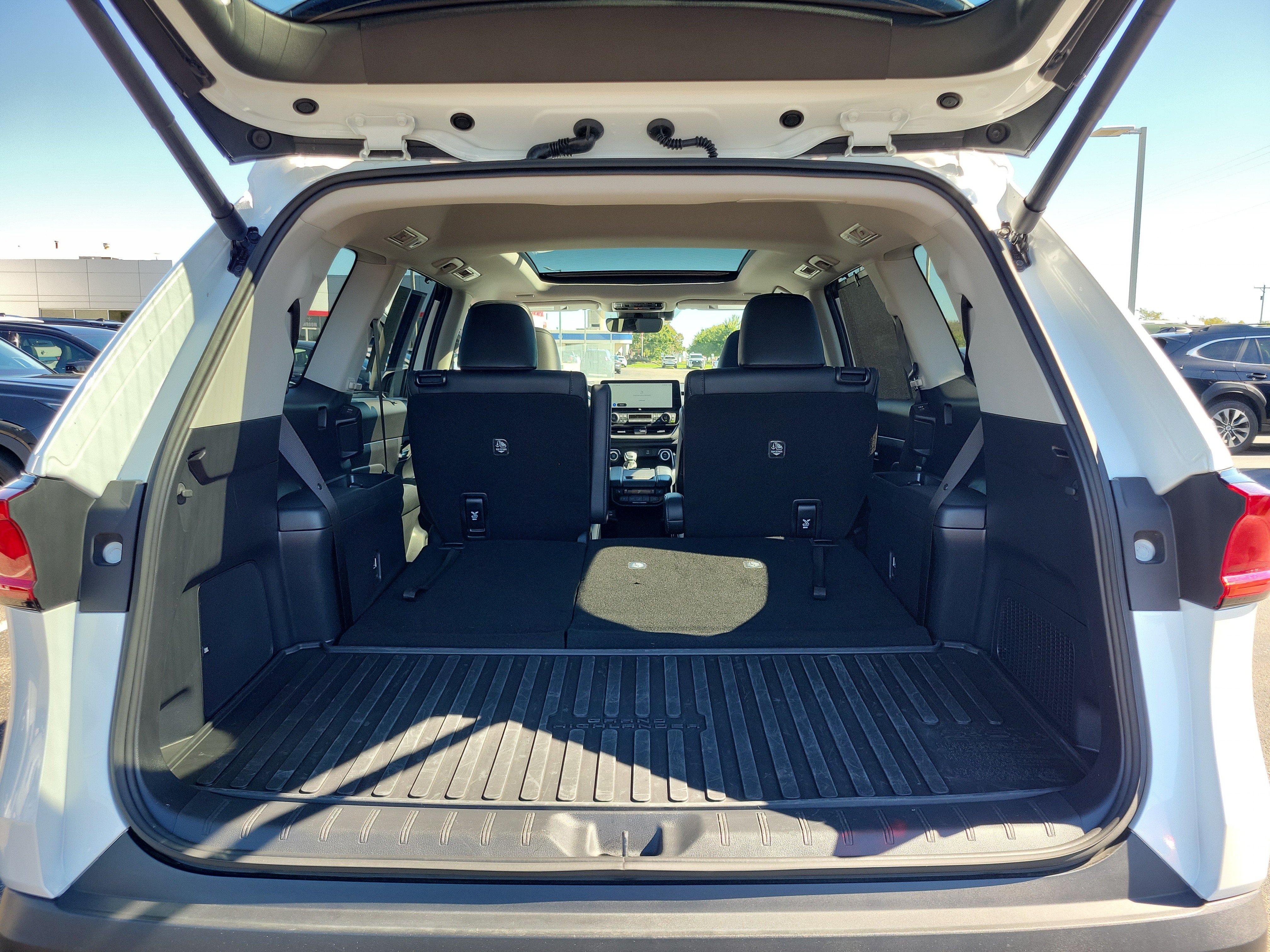Certified Used 2026 Wind Chill Pearl Toyota Limited image 12
