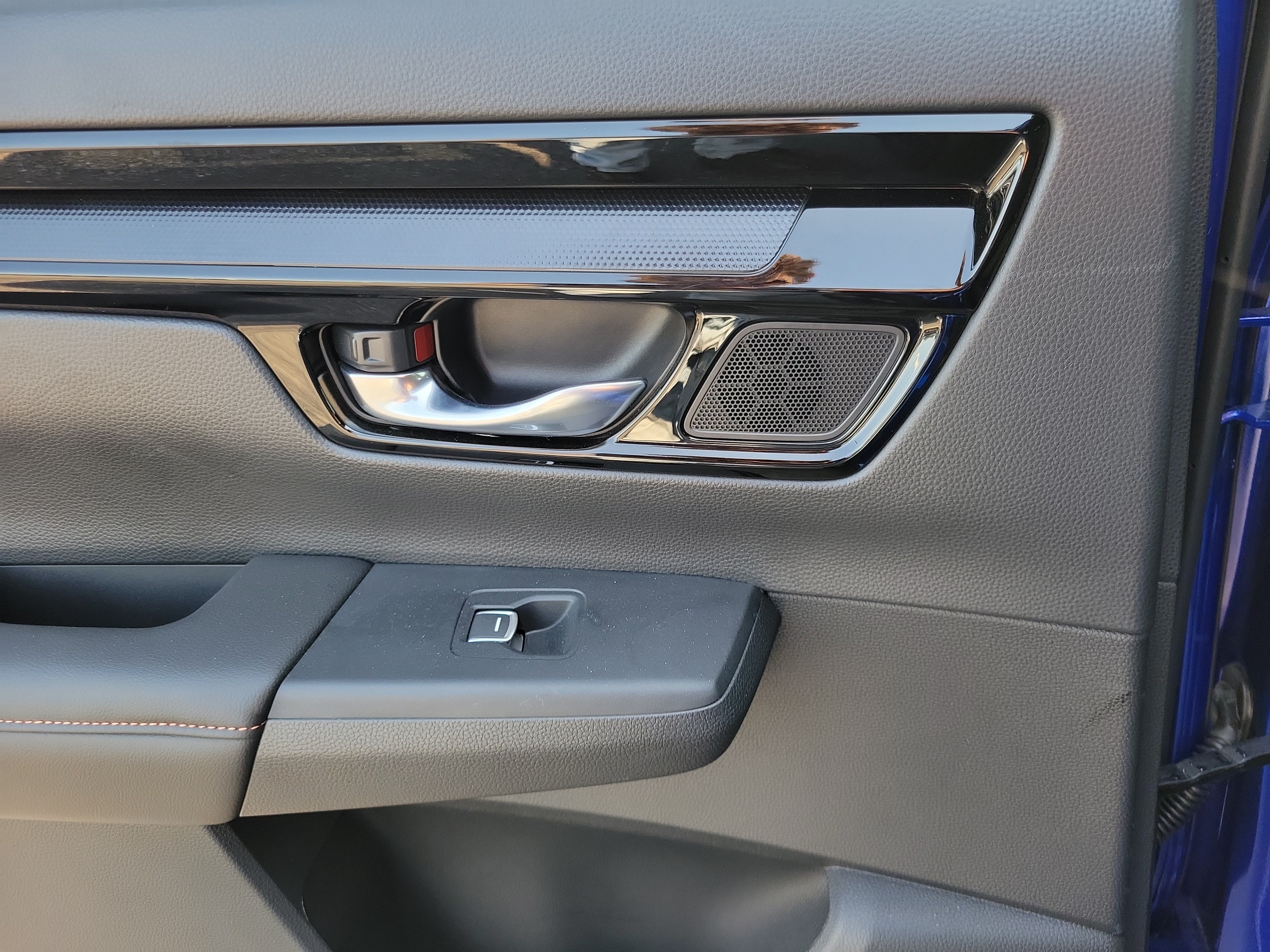 Used 2025 BLUE Honda Sport Touring image 12