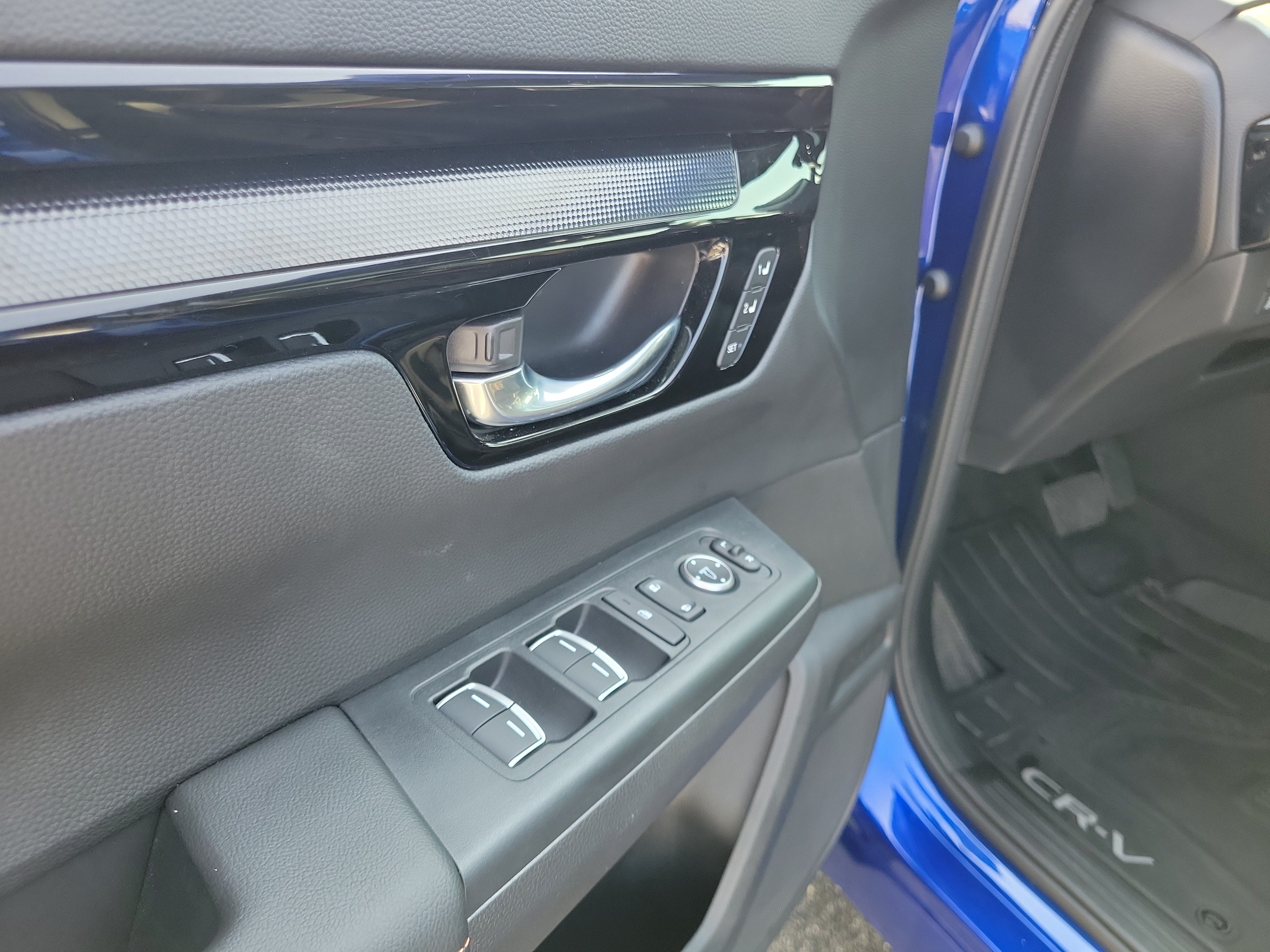 Used 2025 BLUE Honda Sport Touring image 18