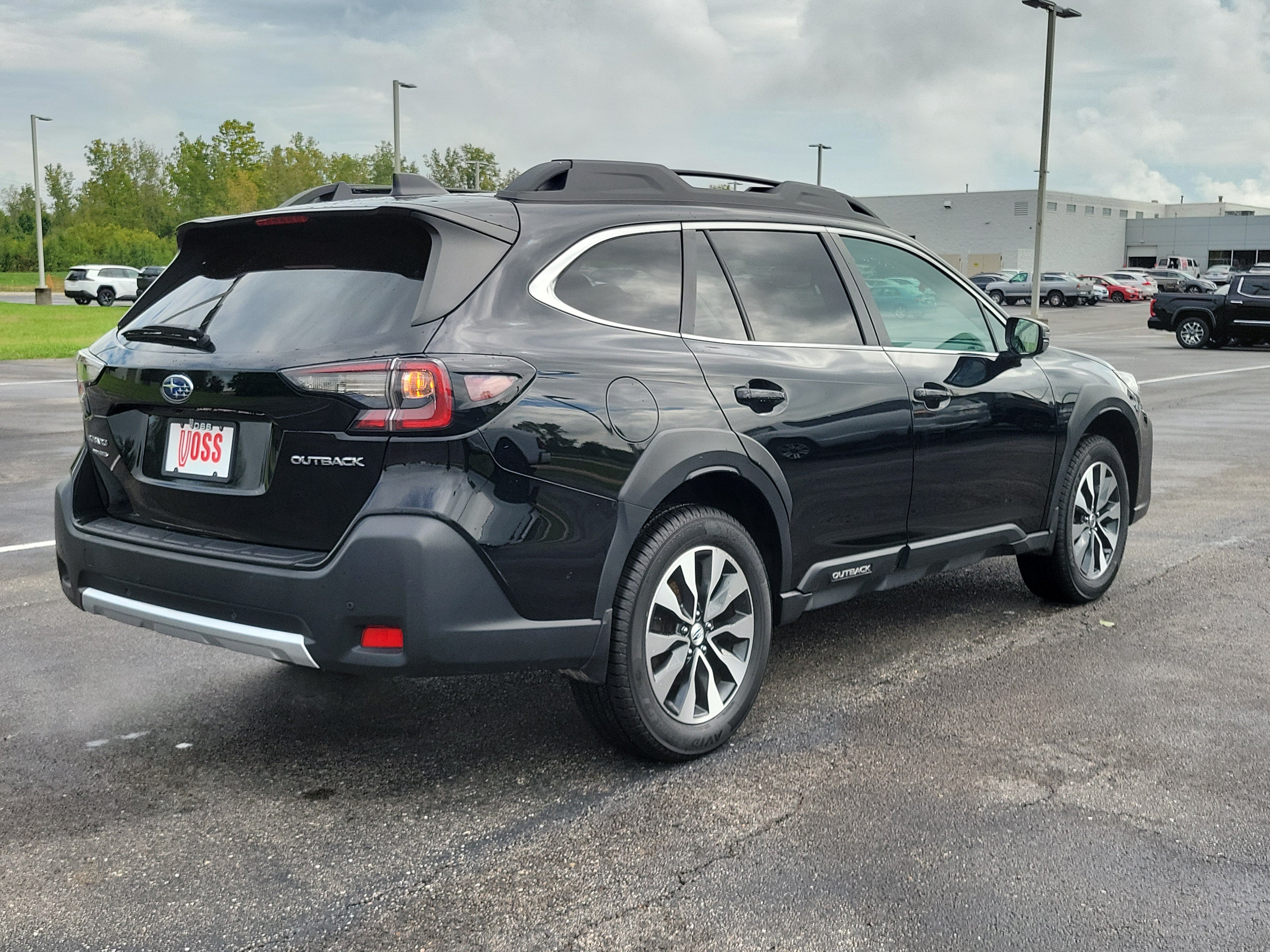Used 2024 Crystal Black Silica Subaru Limited image 8