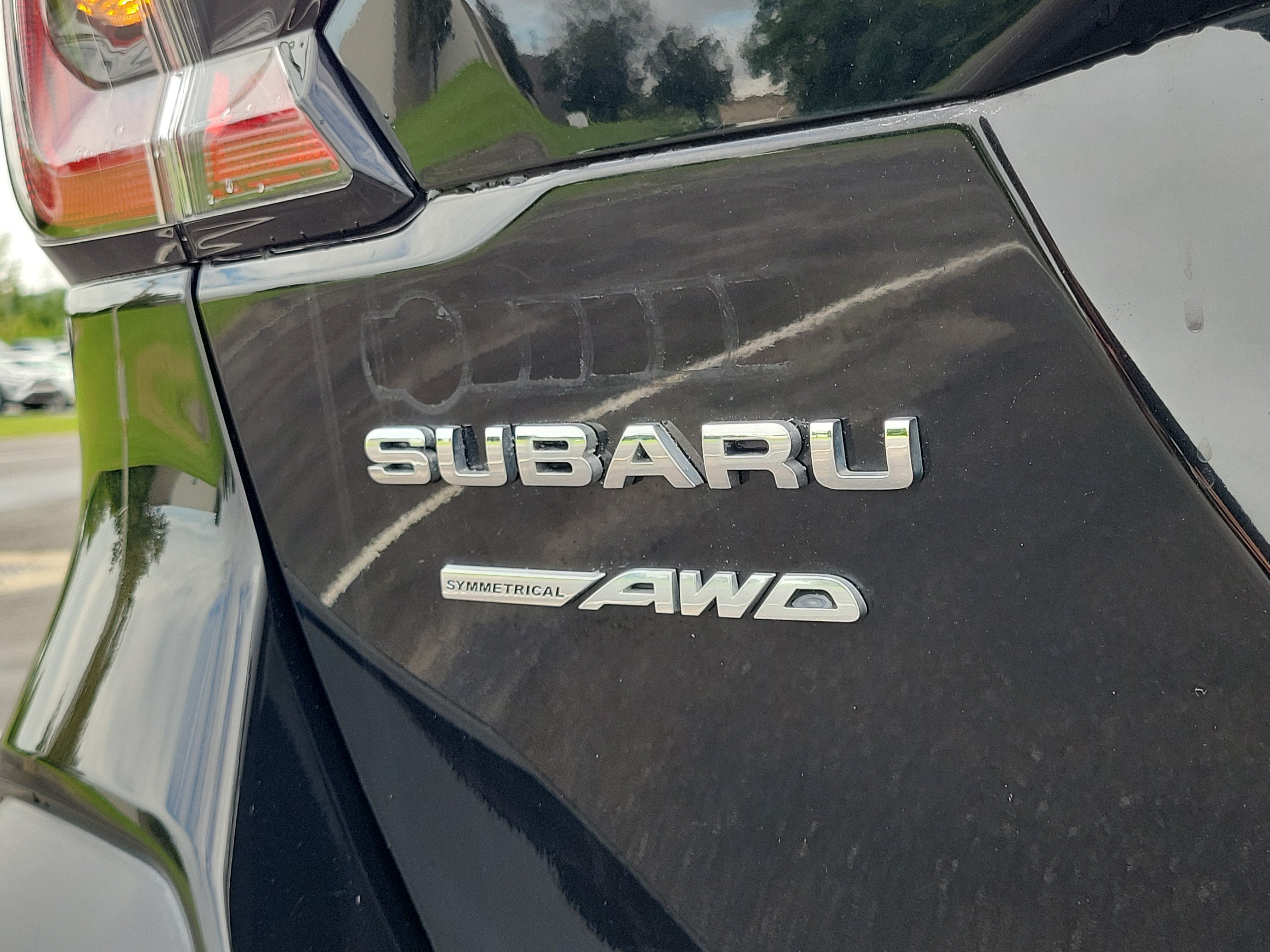 Used 2024 Crystal Black Silica Subaru Limited image 10