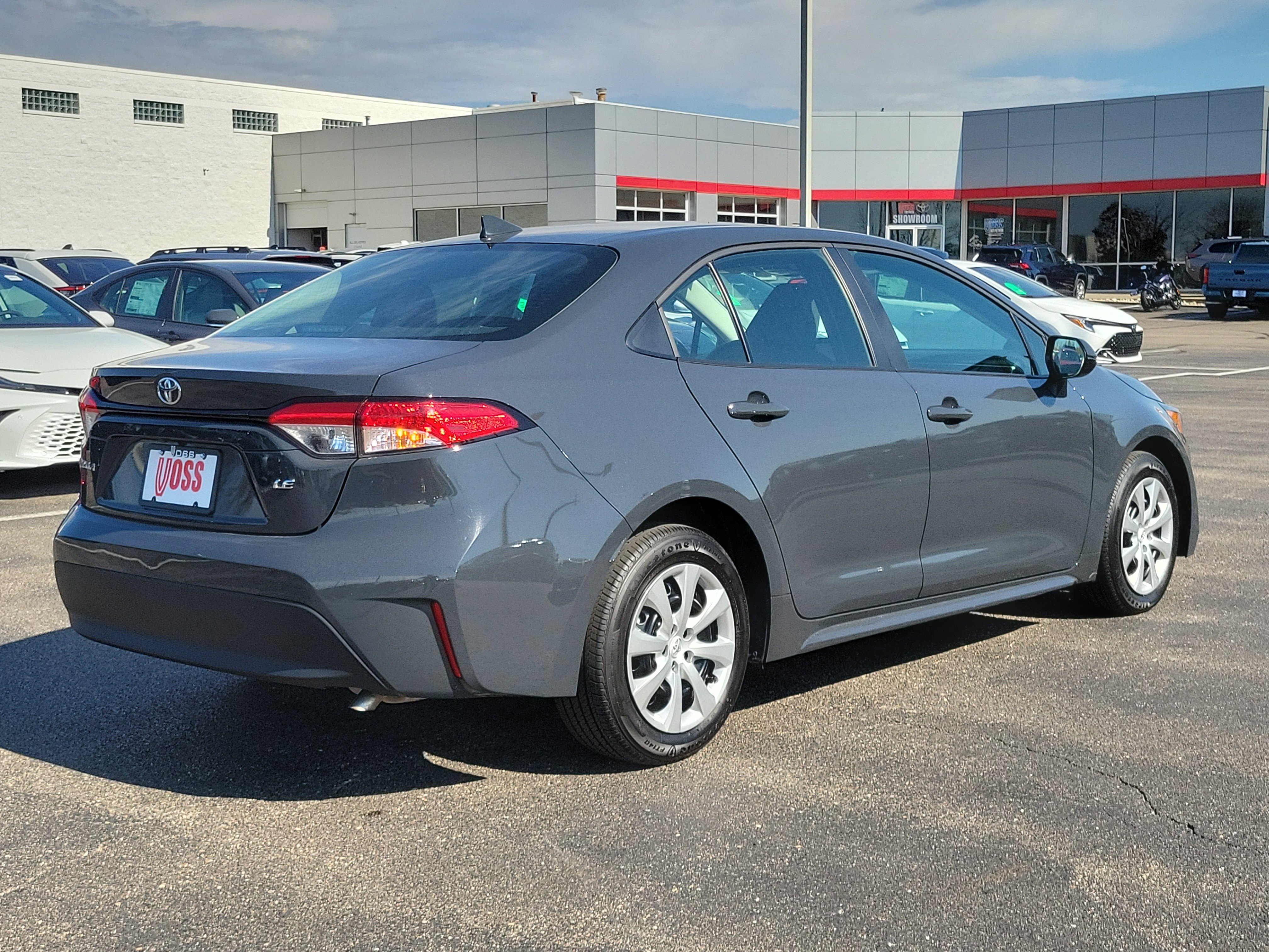 2026 Toyota Corolla LE, photo 8 of 12