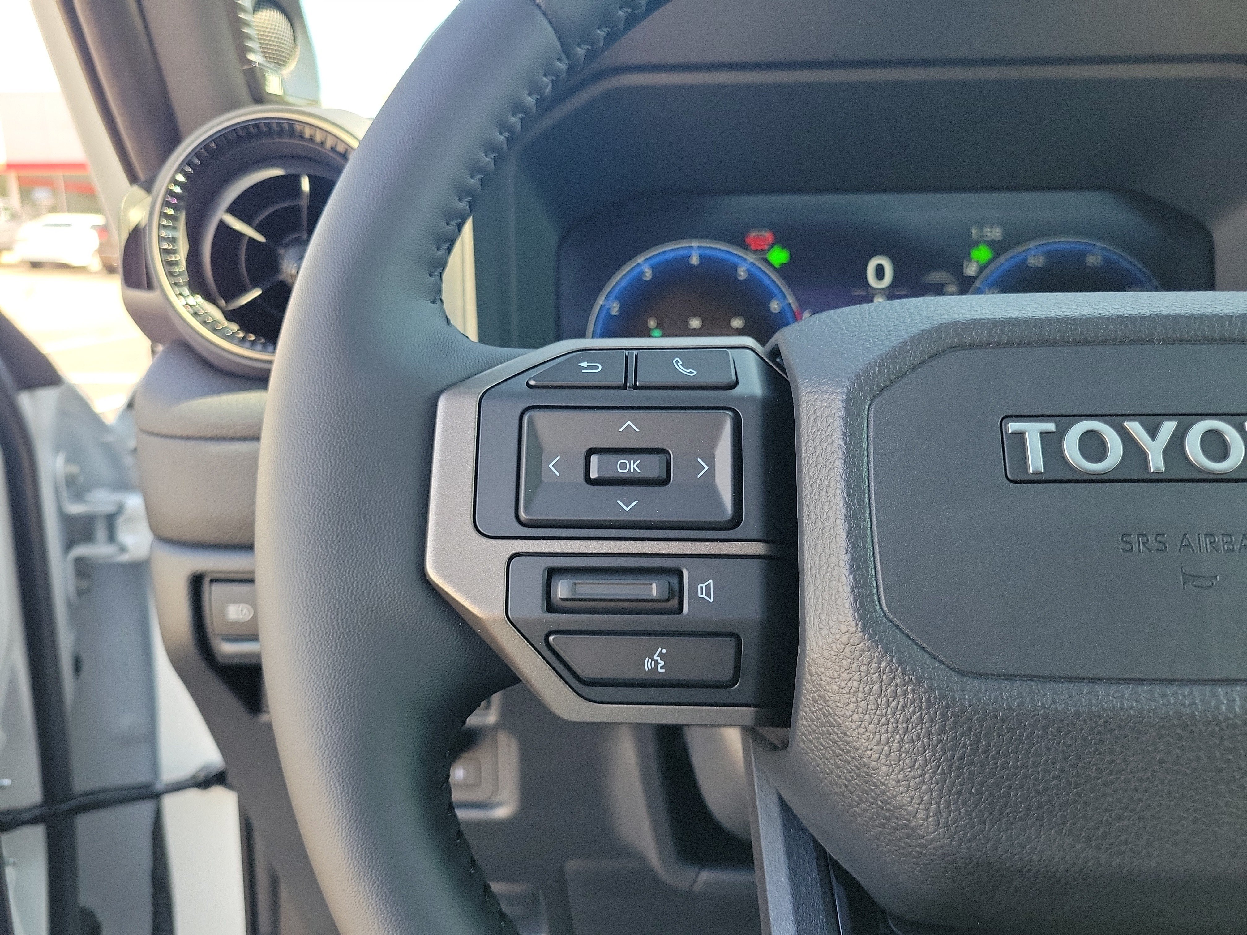 New 2027 Wind Chill Pearl Toyota 4WD (Natl) image 26