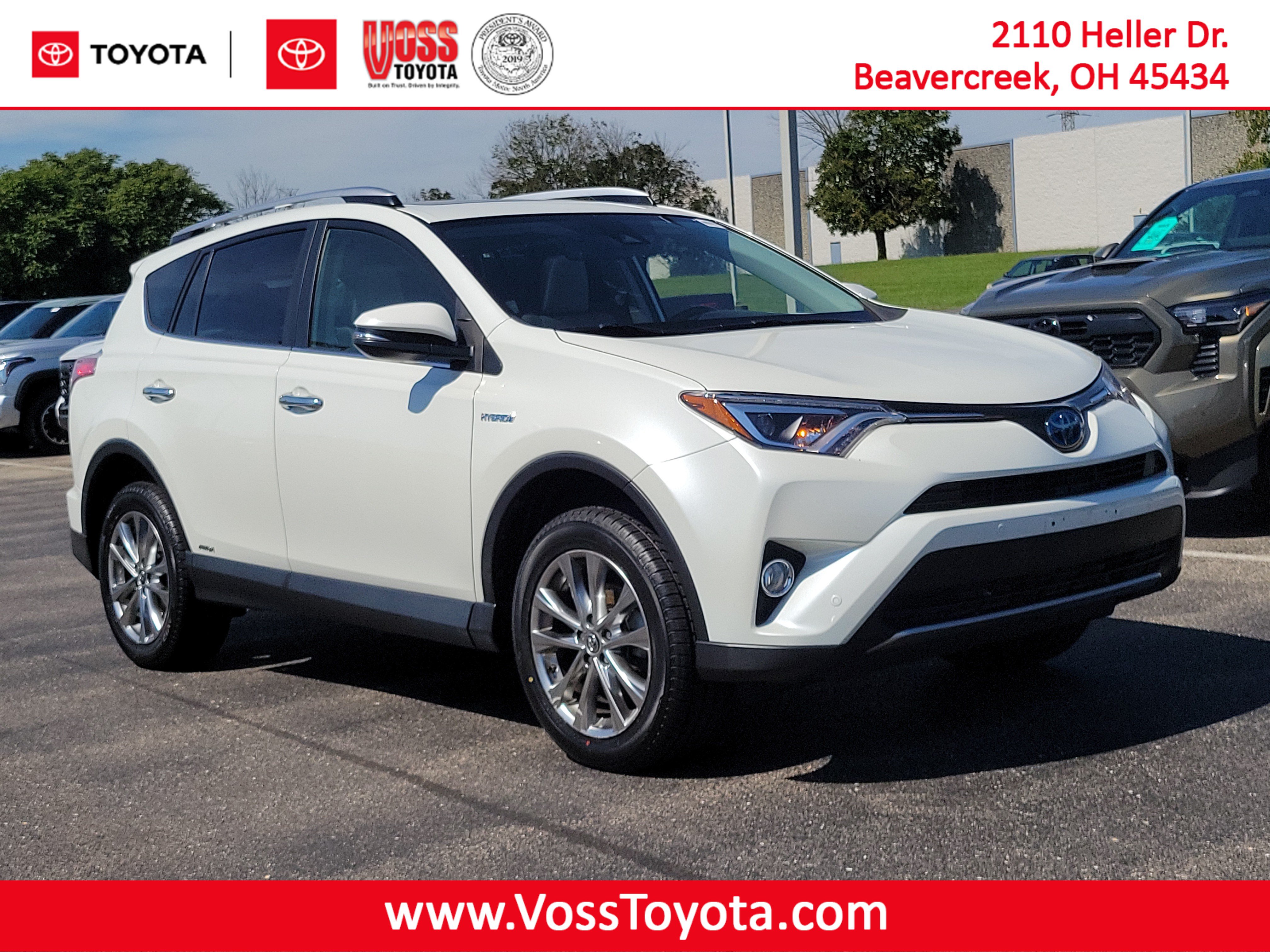 Used 2016 Blizzard Pearl Toyota Limited image 5