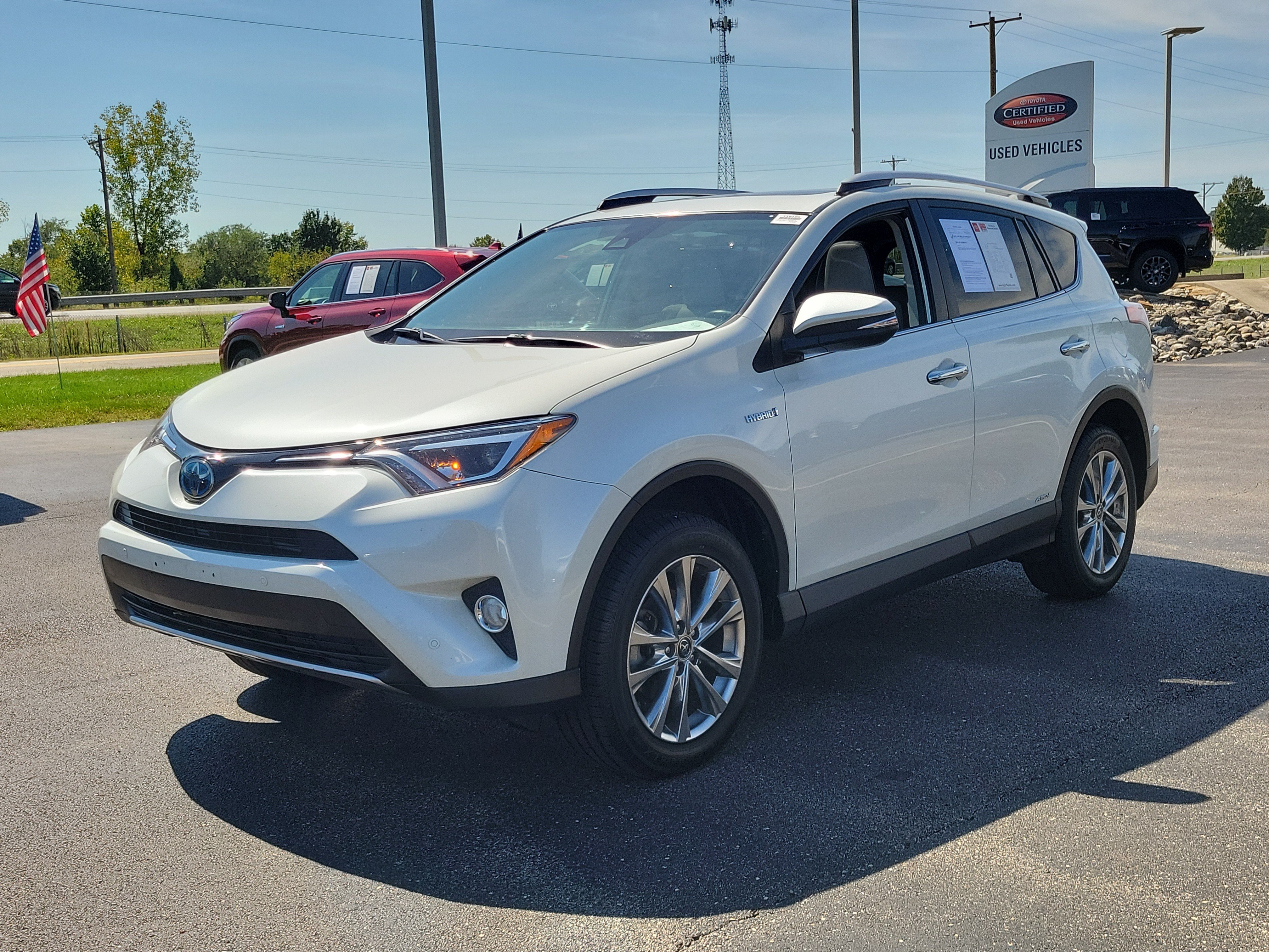 Used 2016 Blizzard Pearl Toyota Limited image 6