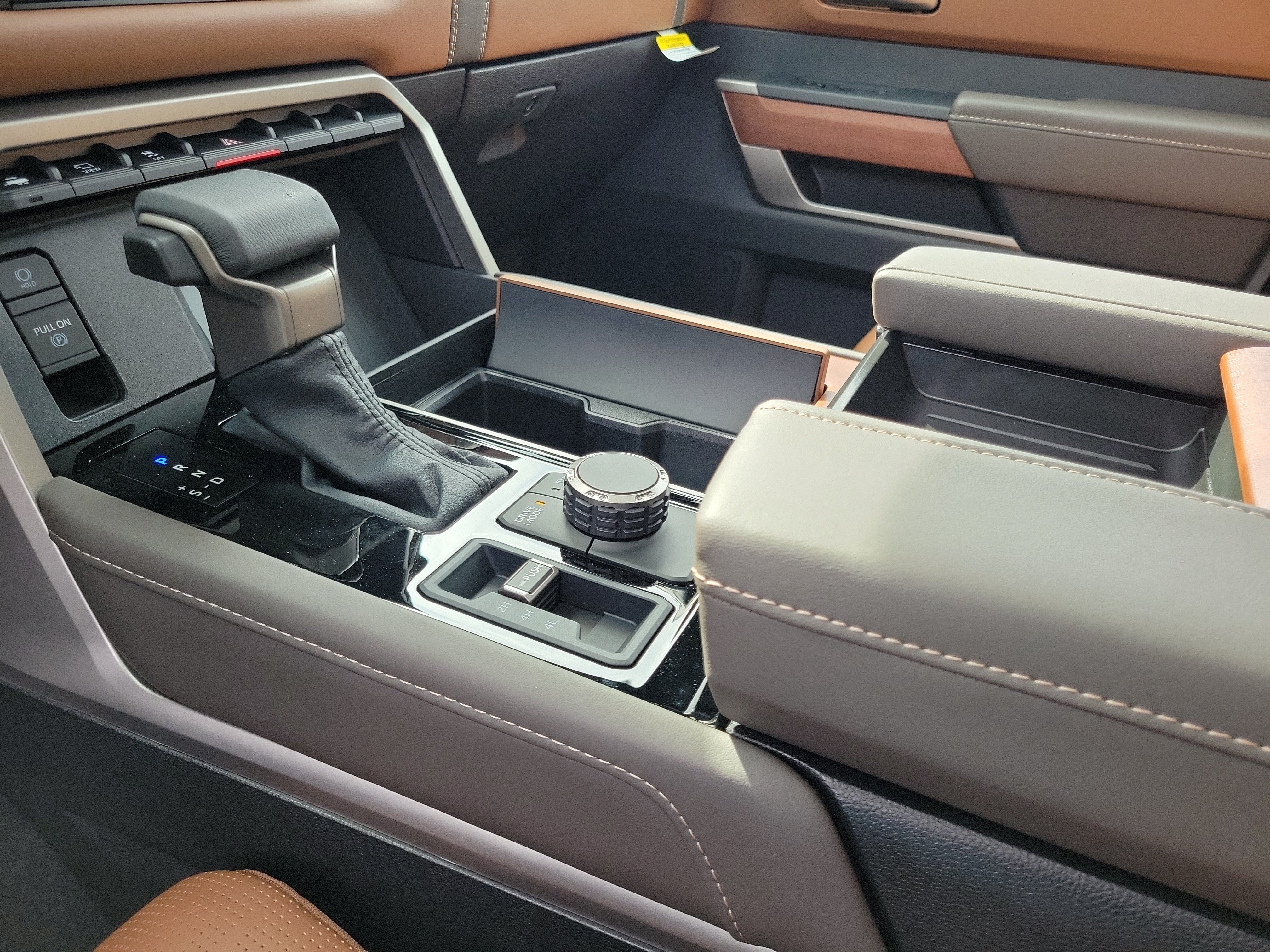 New 2026 Wind Chill Pearl Toyota 1794 Edition image 33