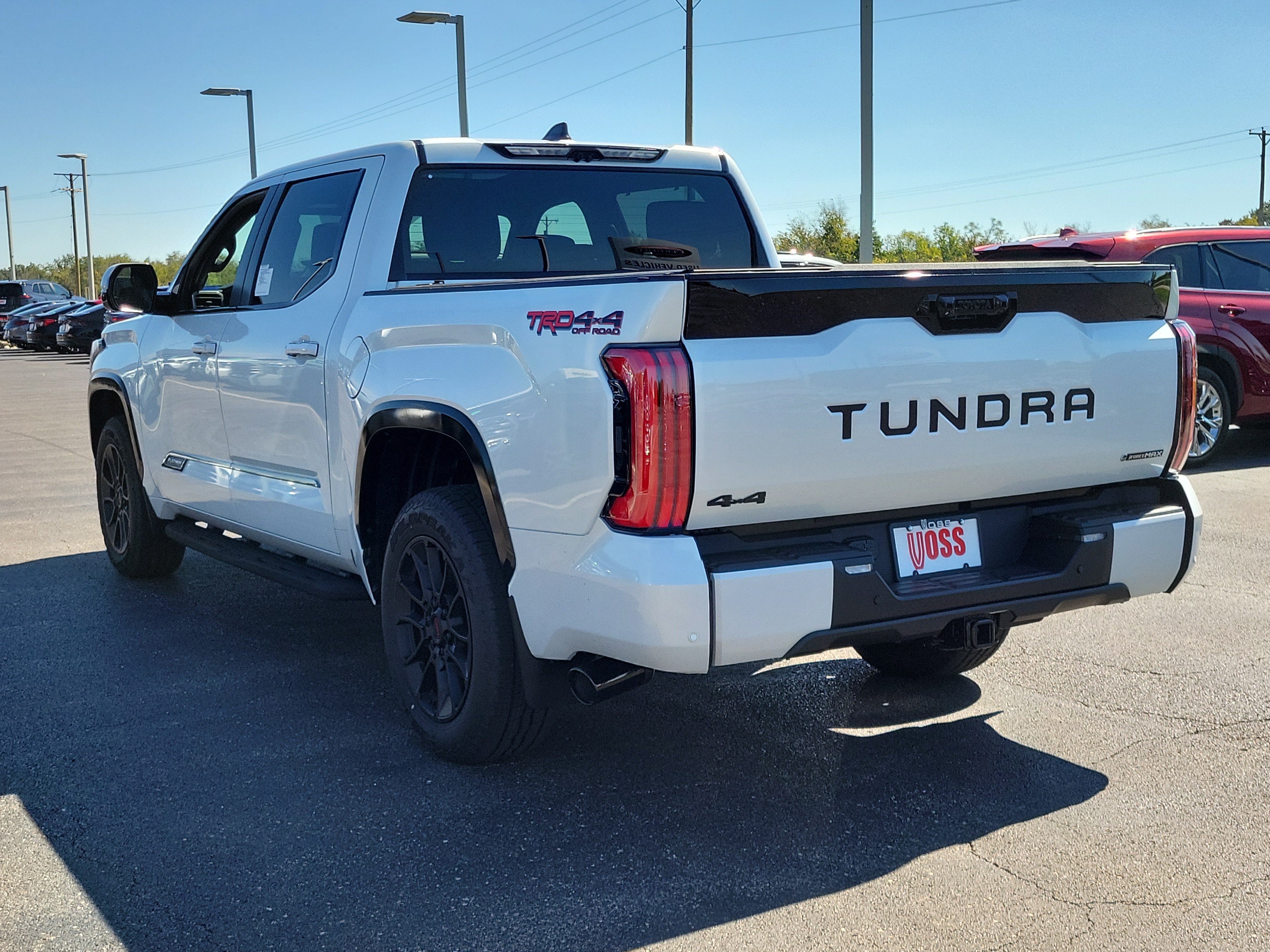 2026 Toyota Tundra i-FORCE MAX Tundra Platinum, photo 7 of 12