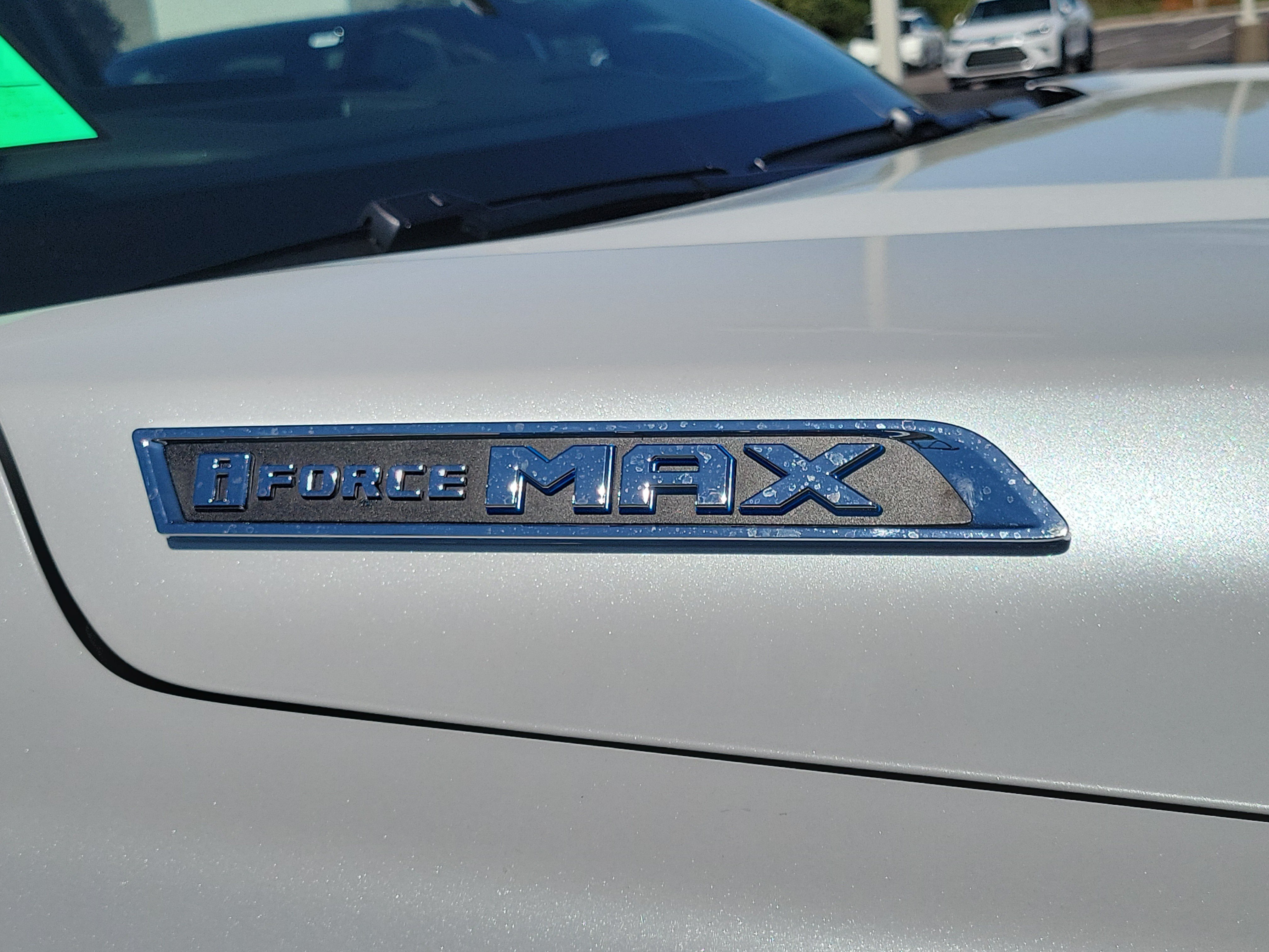 2026 Toyota Tundra i-FORCE MAX Tundra Platinum, photo 10 of 12