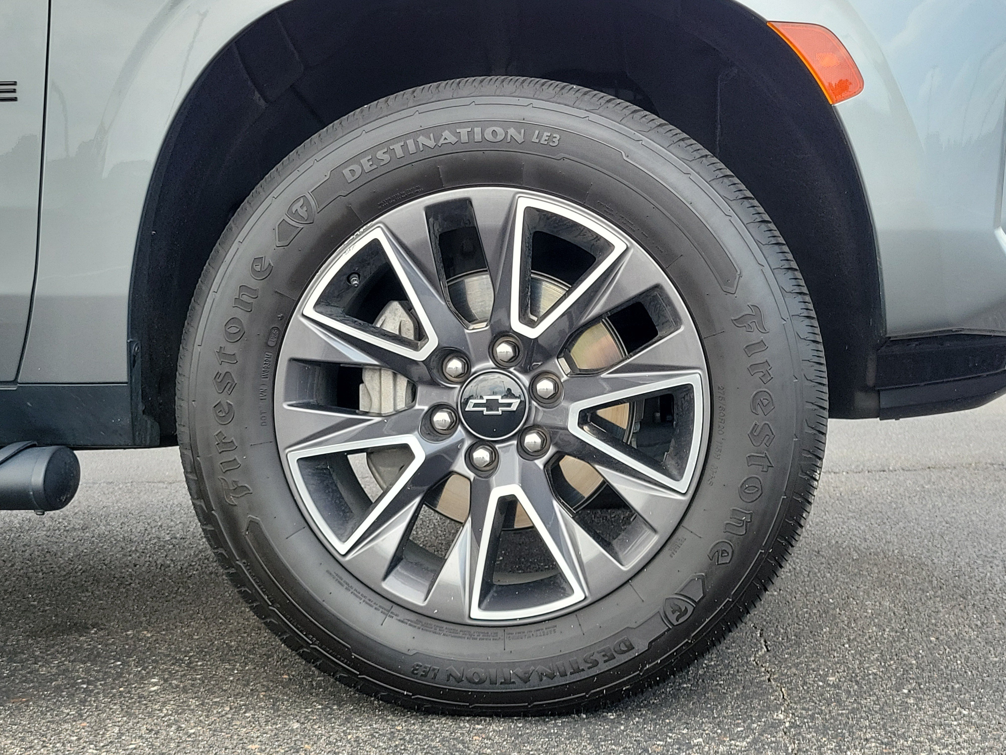 Used 2023 Sterling Gray Metallic Chevrolet Z71 image 9
