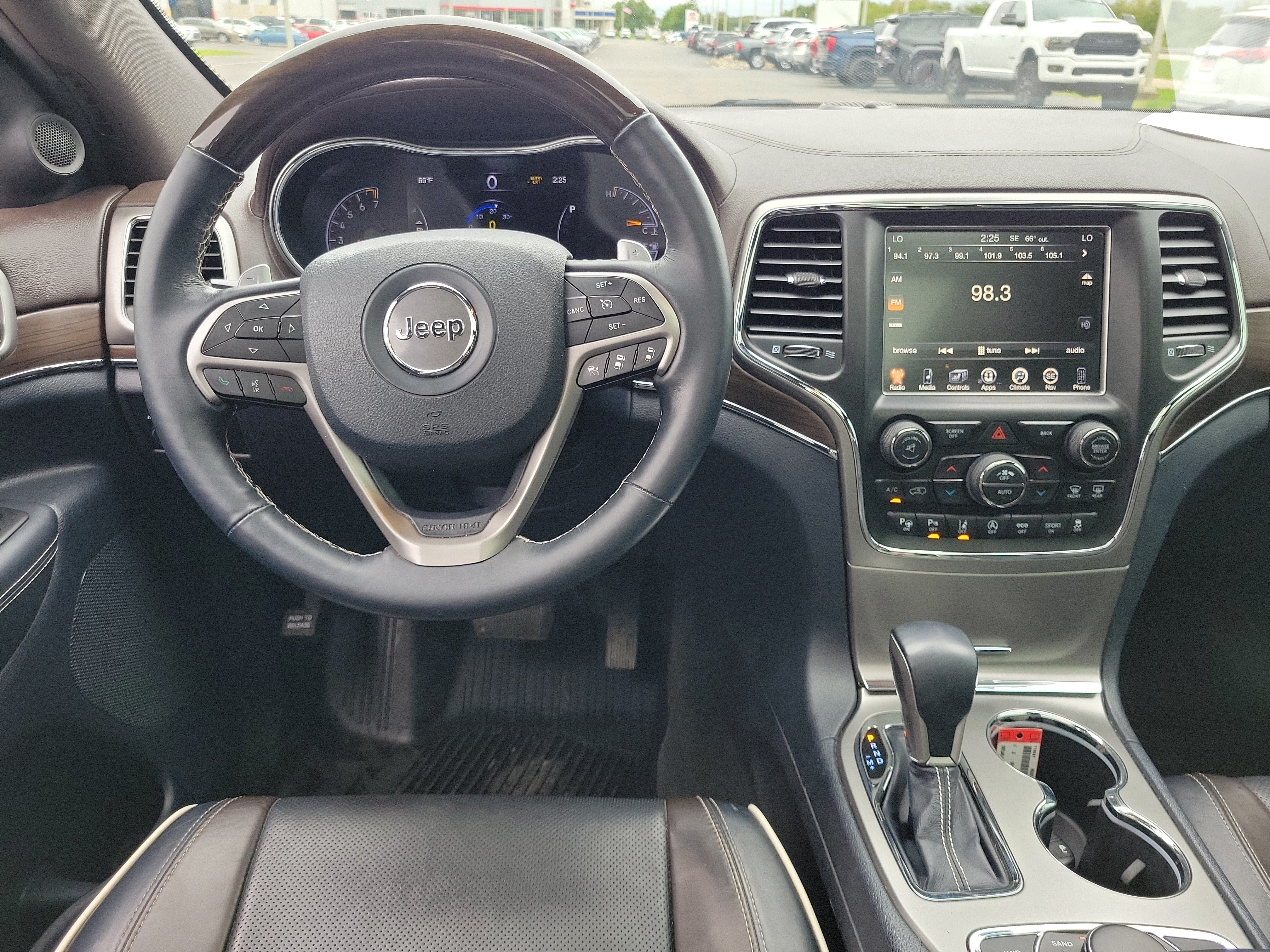 Used 2017 Walnut Brown Metallic Clear Coat Jeep Overland image 14