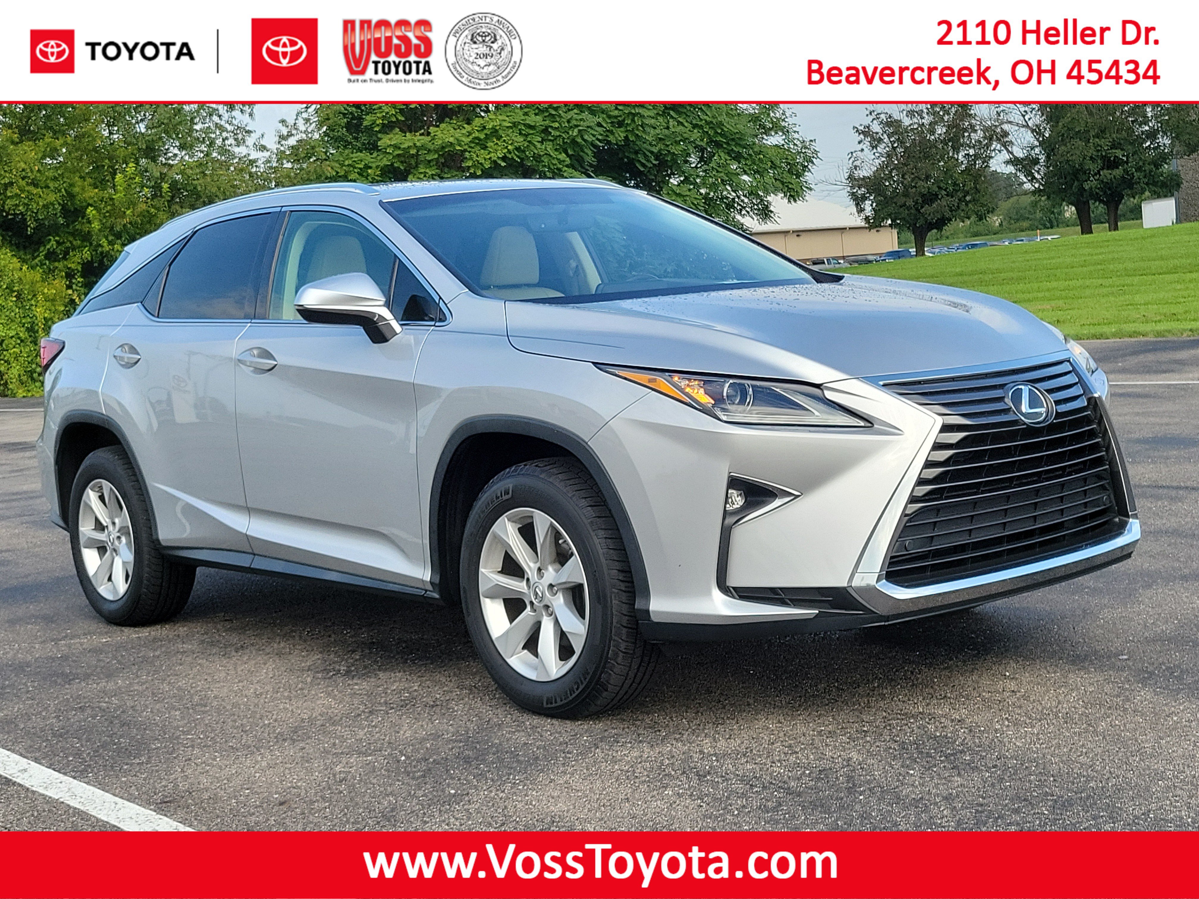 Certified Used 2016 Silver Lining Metallic Lexus Base image 5