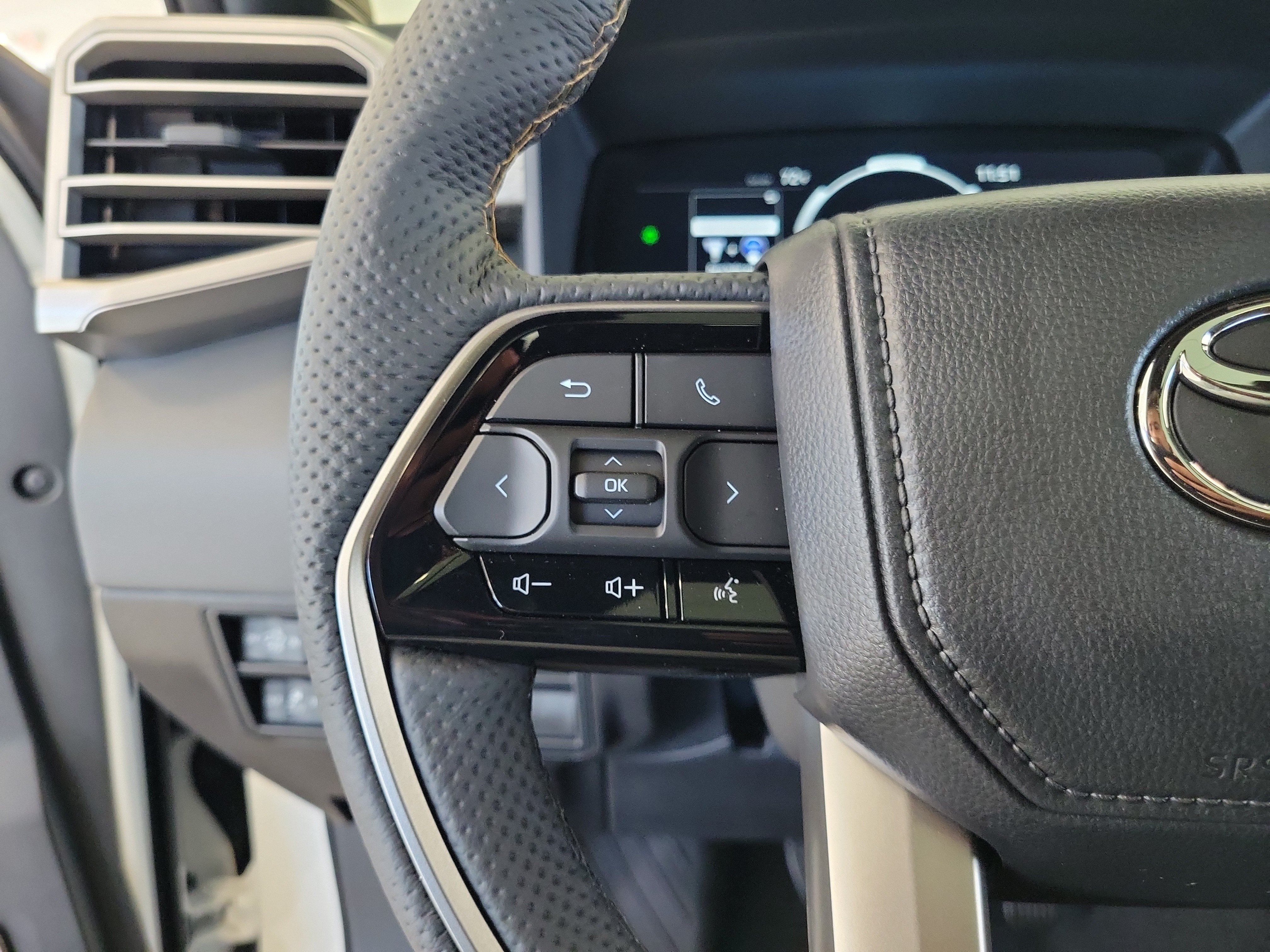 New 2026 Wind Chill Pearl Toyota Capstone CrewMax 6.4