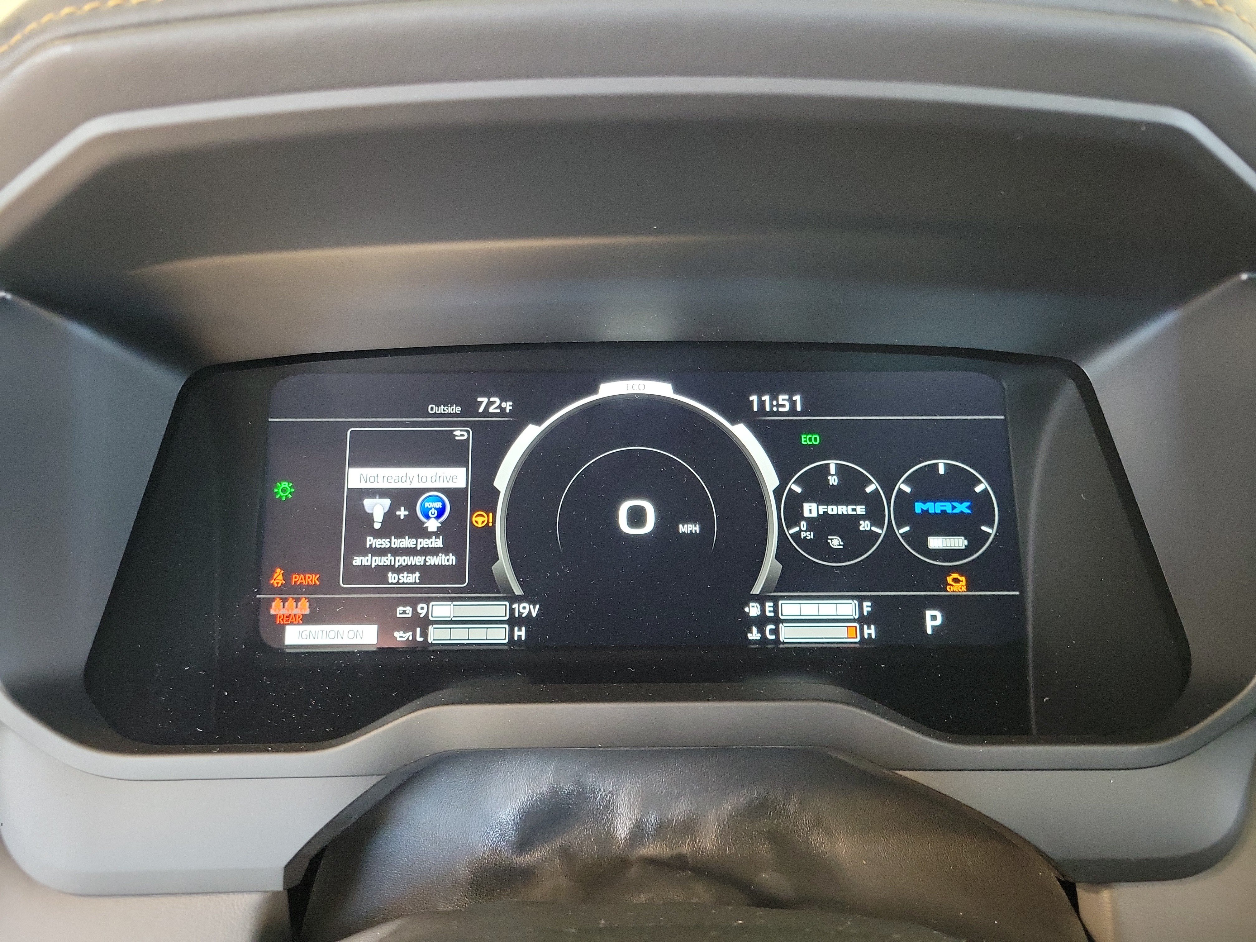 New 2026 Wind Chill Pearl Toyota Capstone CrewMax 6.4