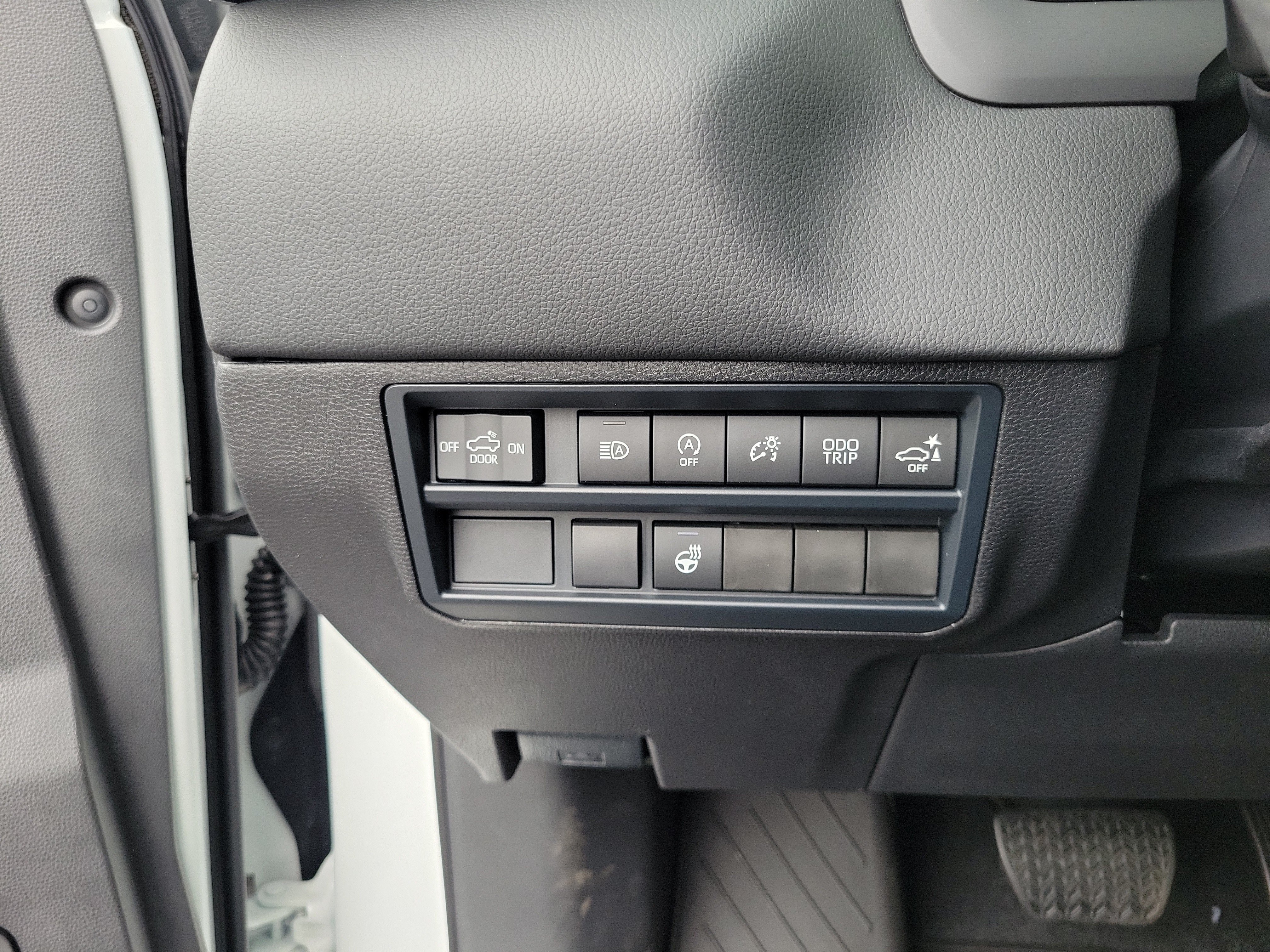 New 2026 Wind Chill Pearl Toyota Limited CrewMax 5.5