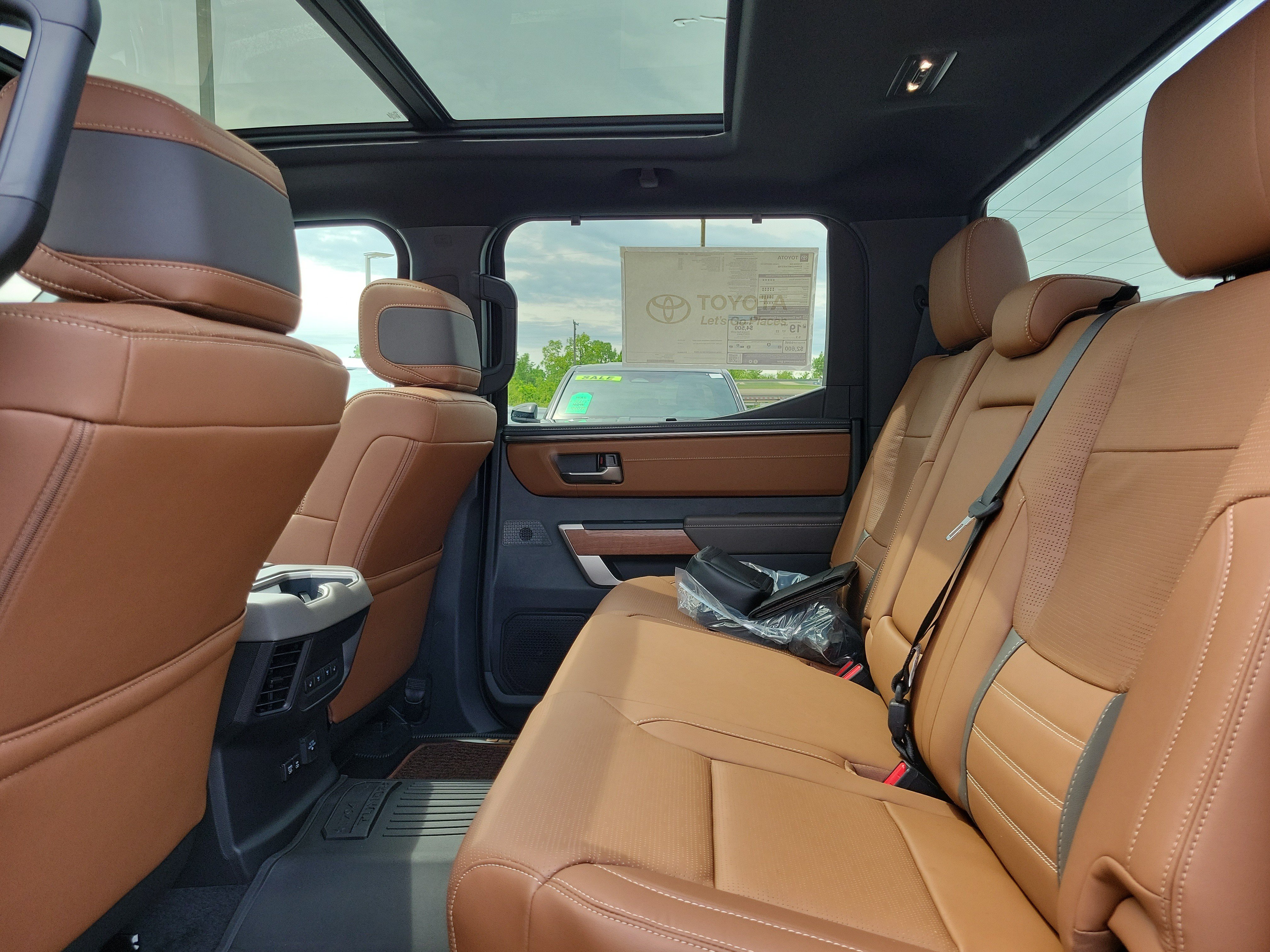 2026 Toyota Tundra 1794 Edition - Photo 11