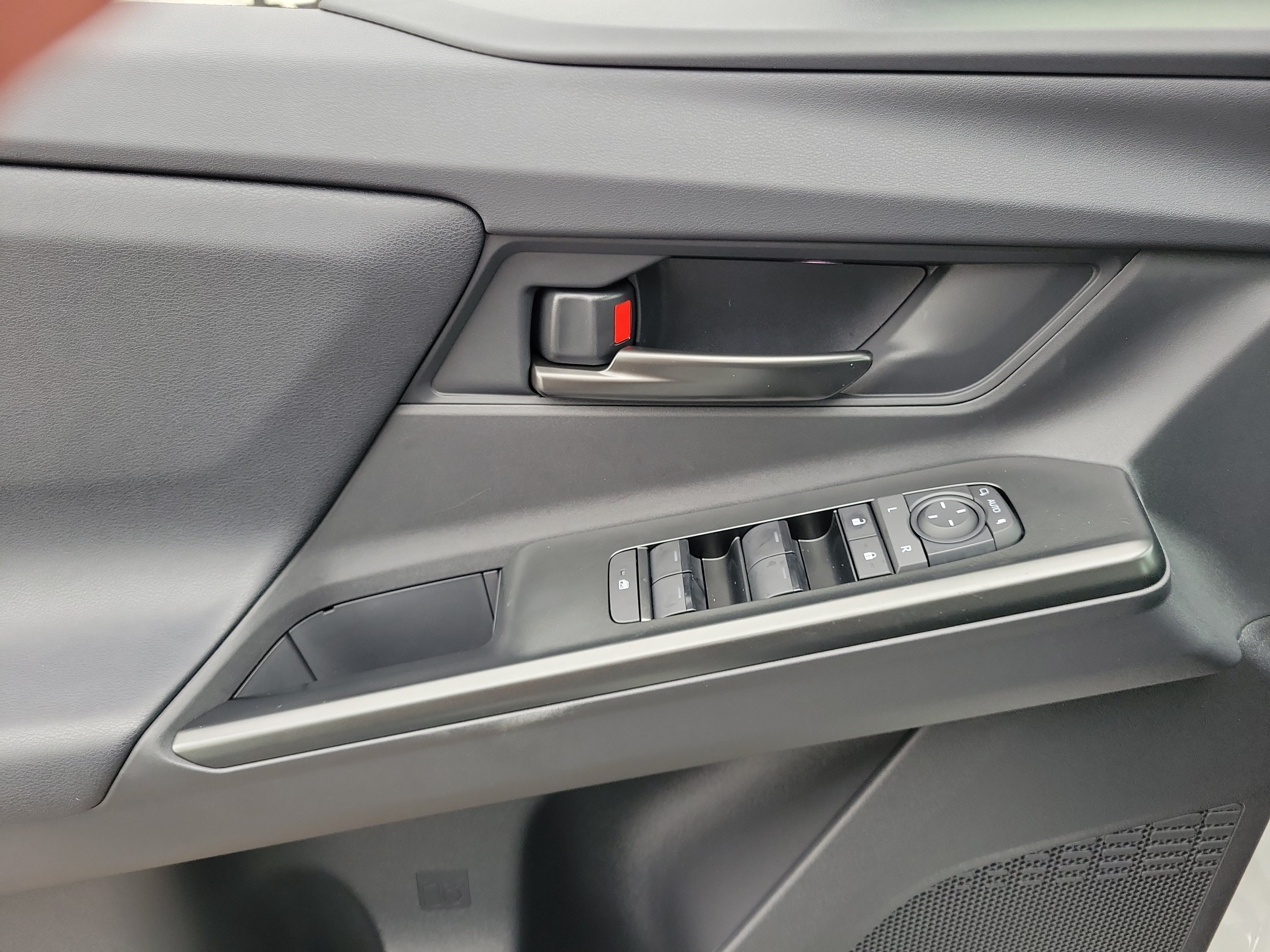 New 2026 Wind Chill Pearl Toyota XLE Plus image 21