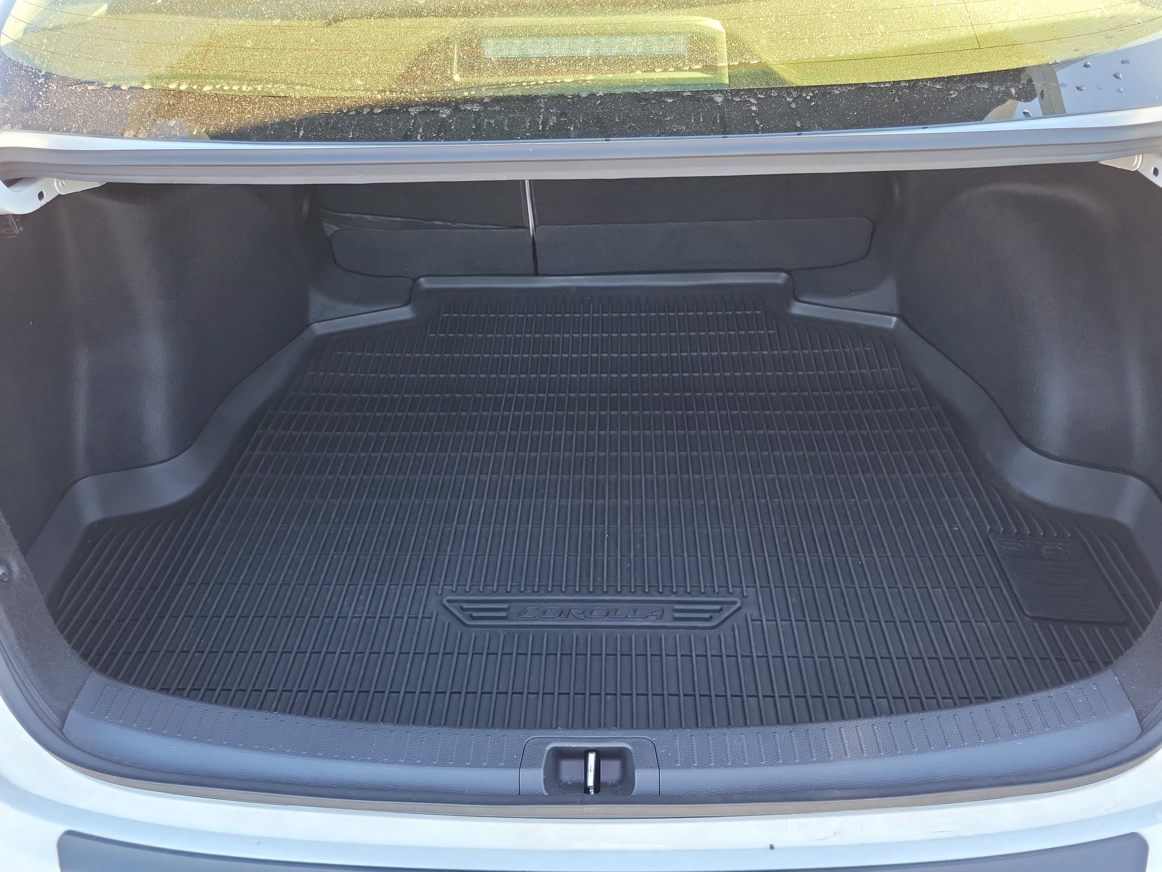 Certified Used 2024 Ice Cap Toyota LE image 12