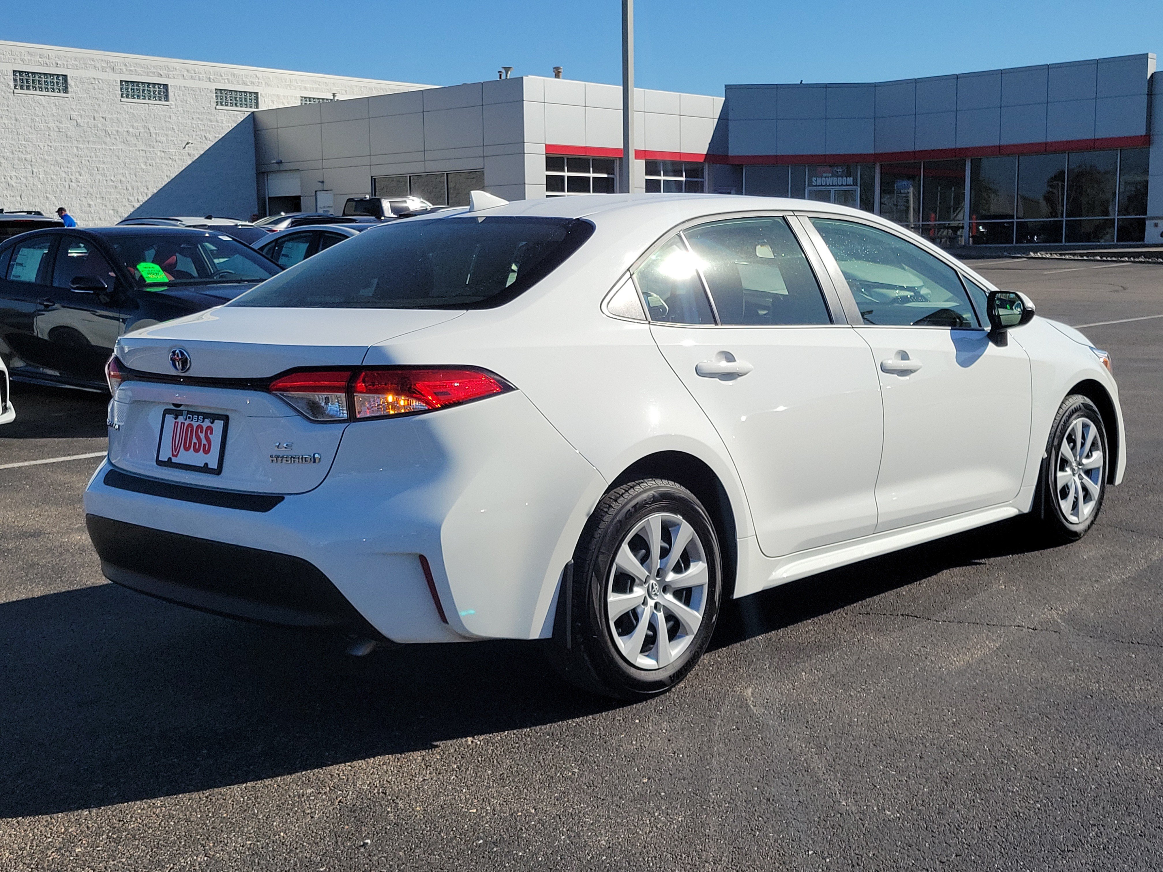 Certified Used 2024 Ice Cap Toyota LE image 8