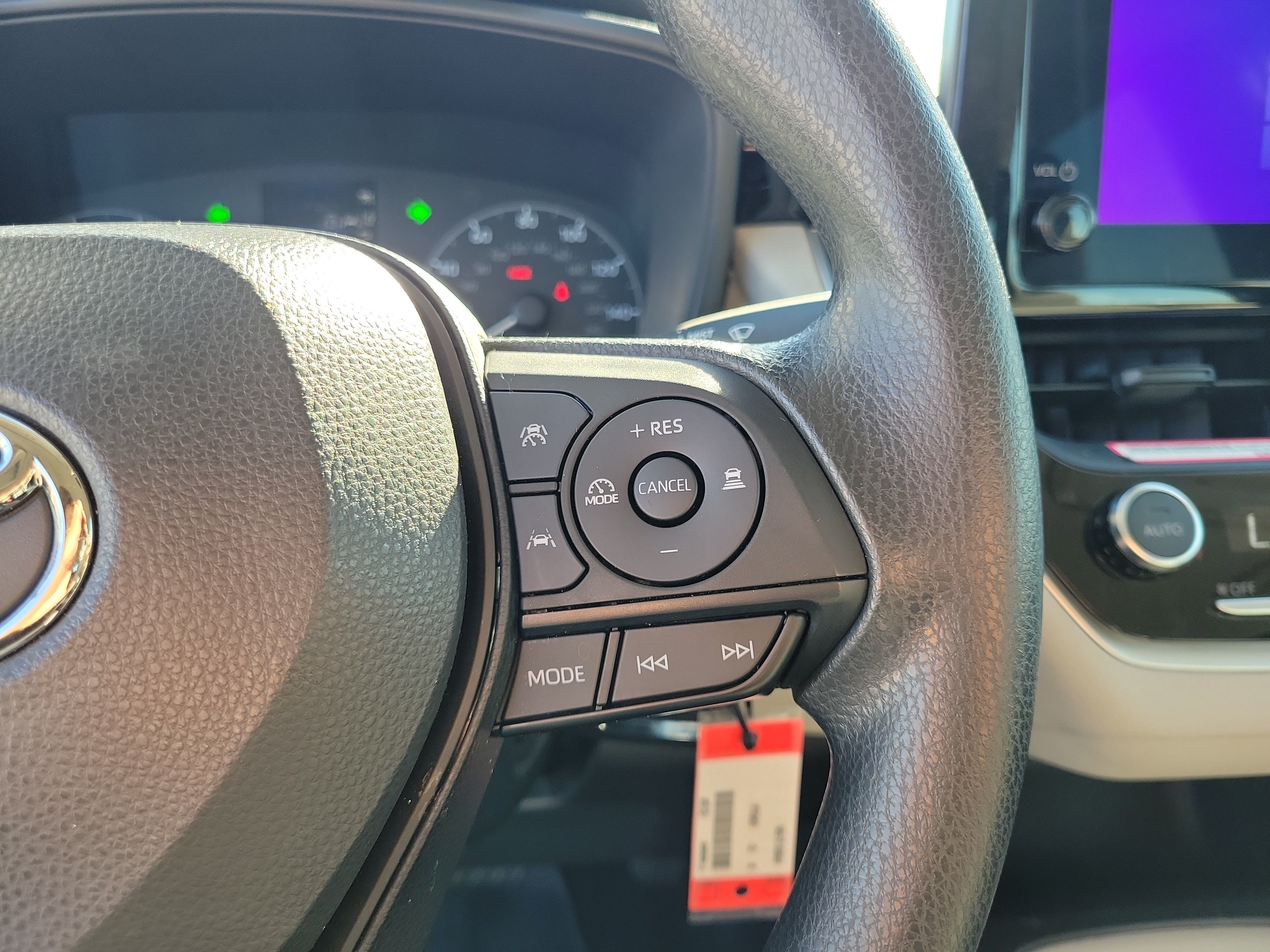 Certified Used 2024 Ice Cap Toyota LE image 27