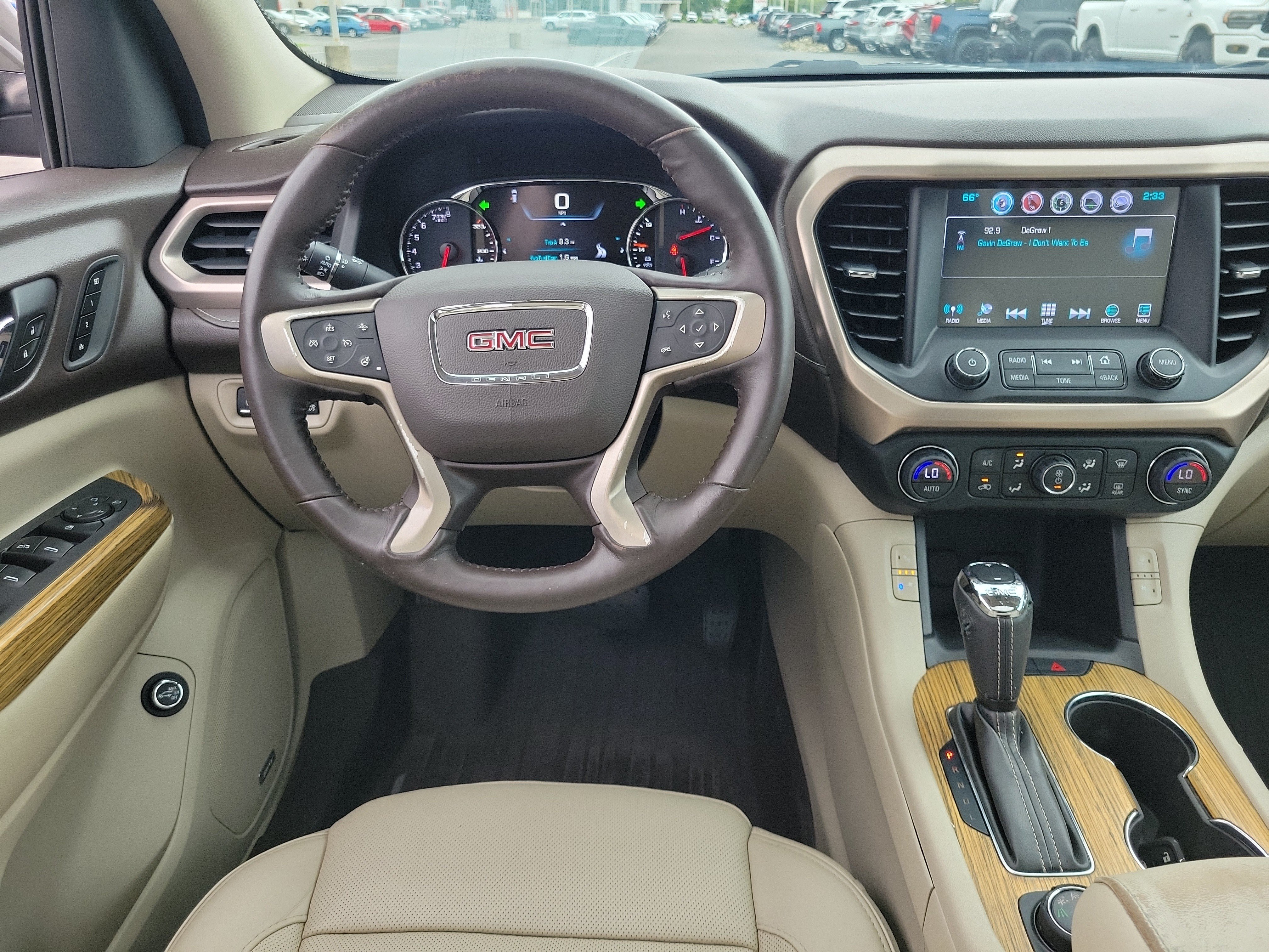 Used 2017 Mineral Metallic GMC Denali image 14