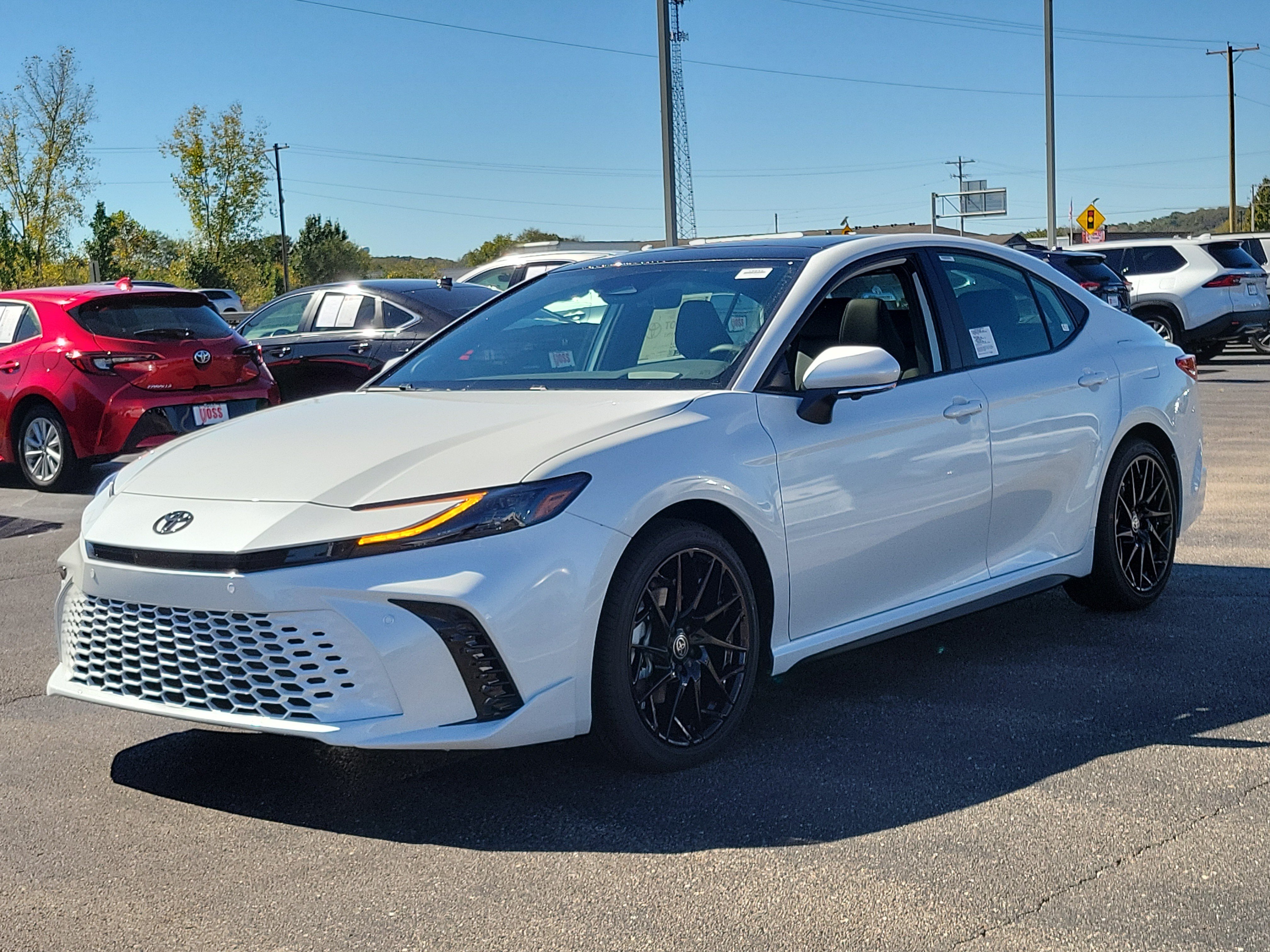 2026 Toyota Camry XSE, photo 6 of 12