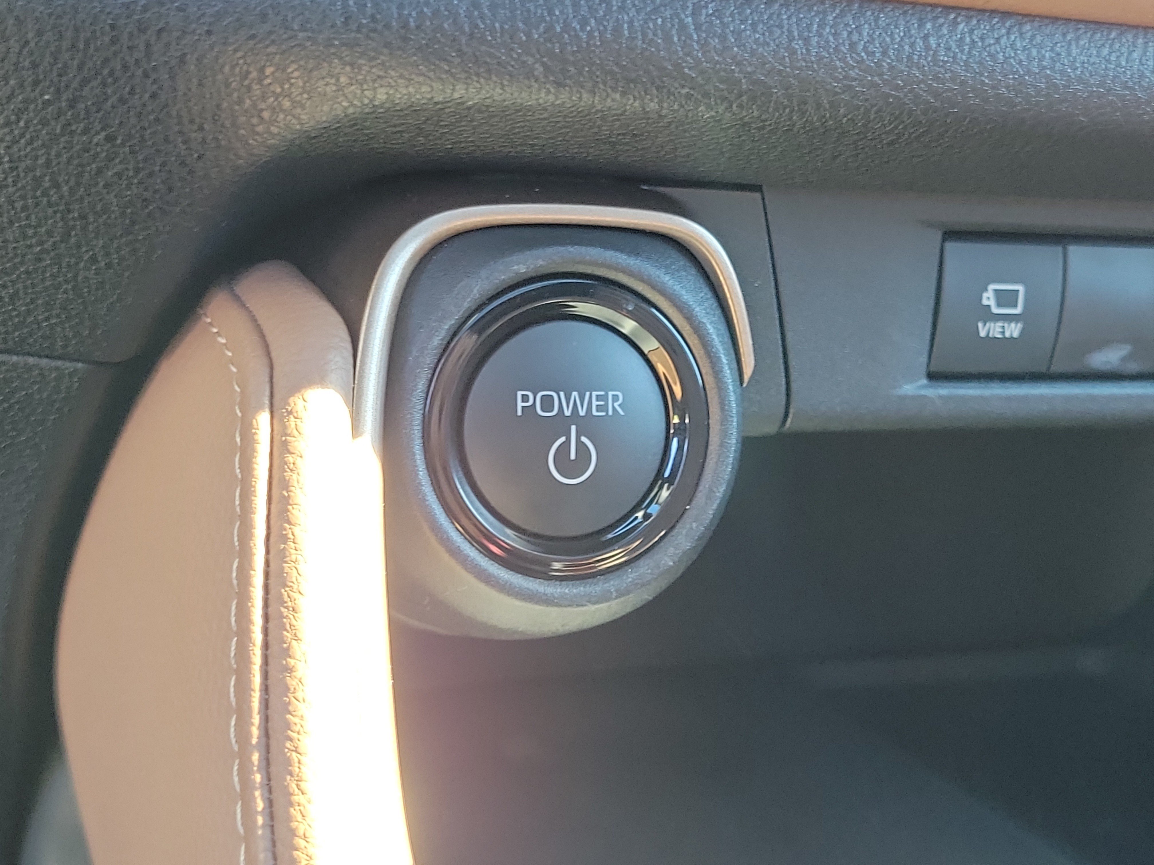 Certified Used 2026 Wind Chill Pearl Toyota MAX Platinum image 32