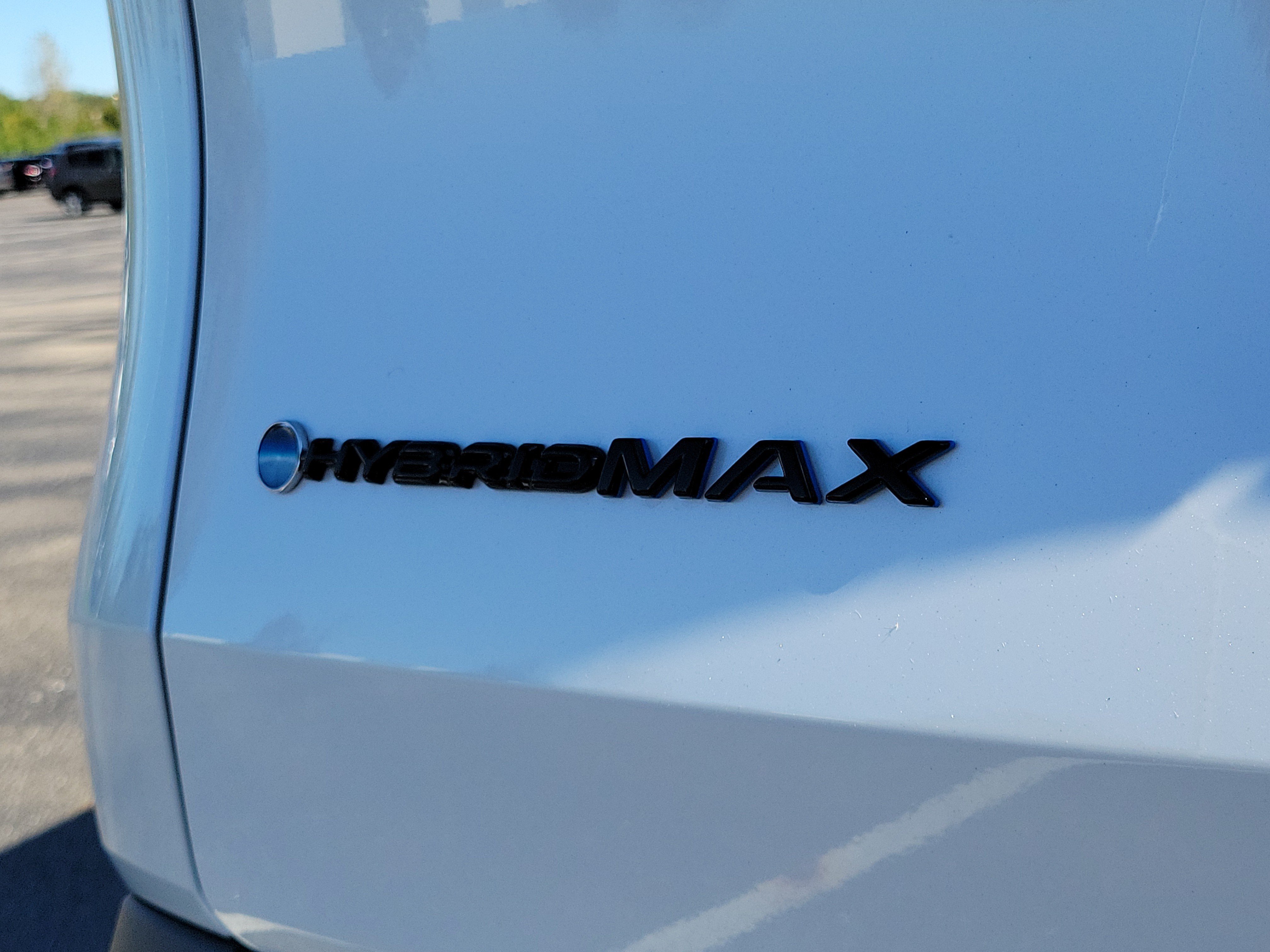 Certified Used 2026 Wind Chill Pearl Toyota MAX Platinum image 10