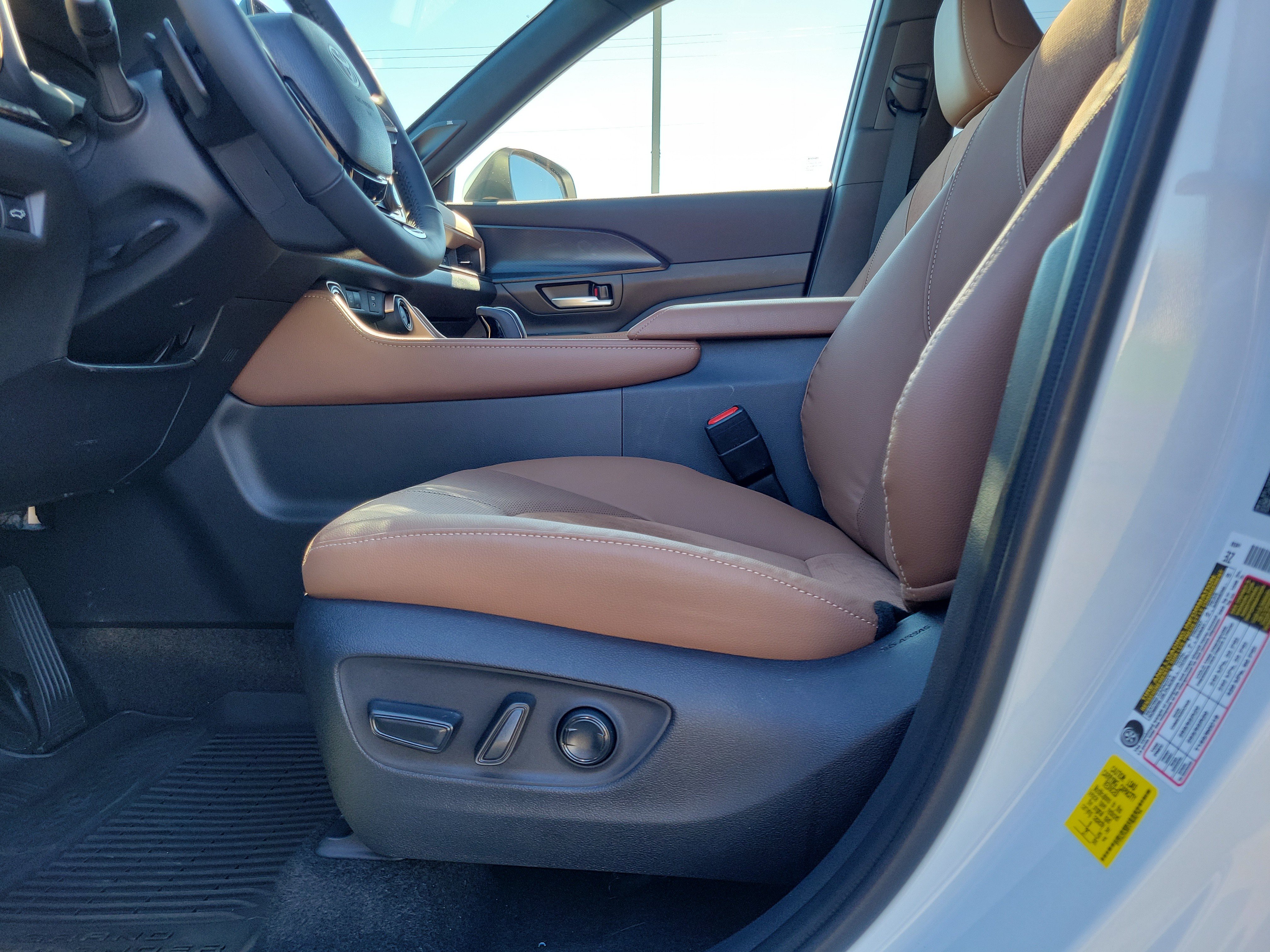 Certified Used 2026 Wind Chill Pearl Toyota MAX Platinum image 20