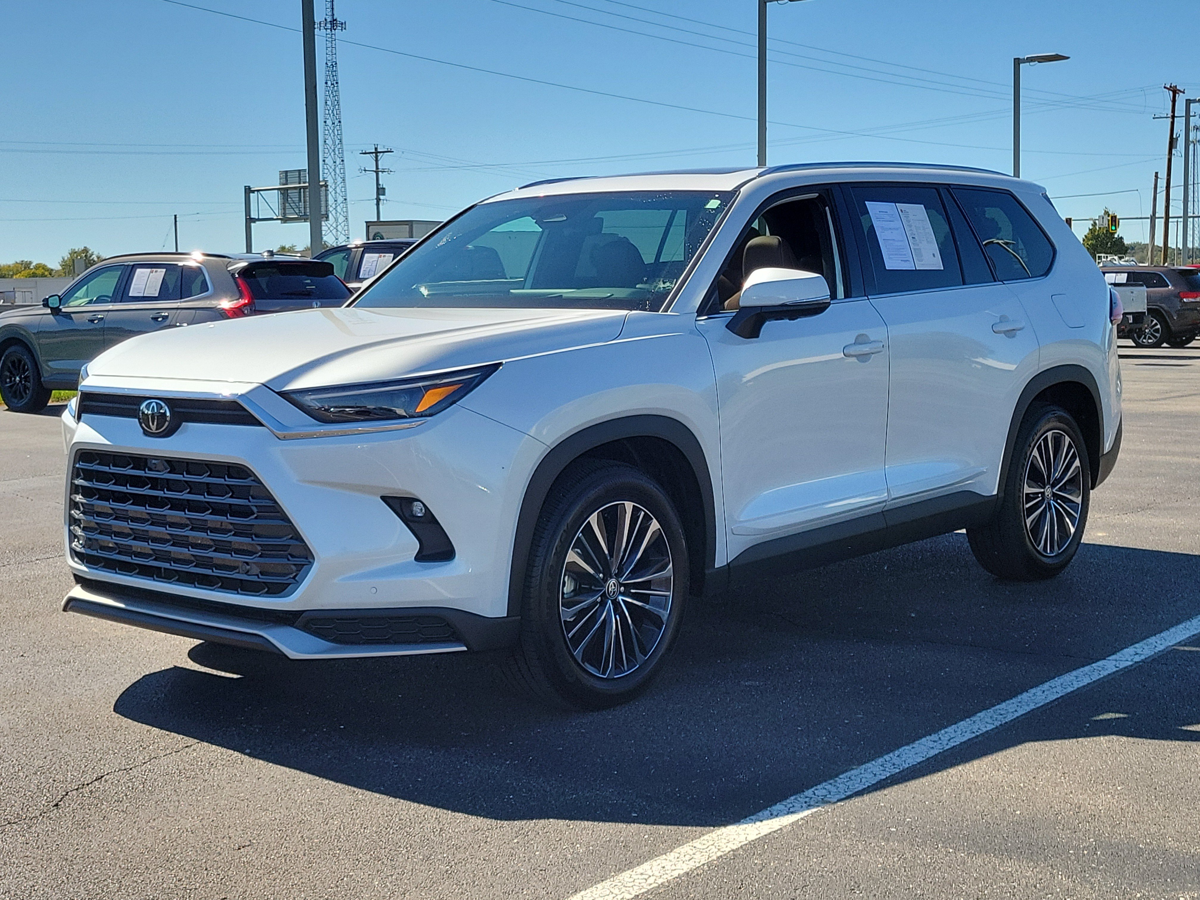 Certified Used 2026 Wind Chill Pearl Toyota MAX Platinum image 6