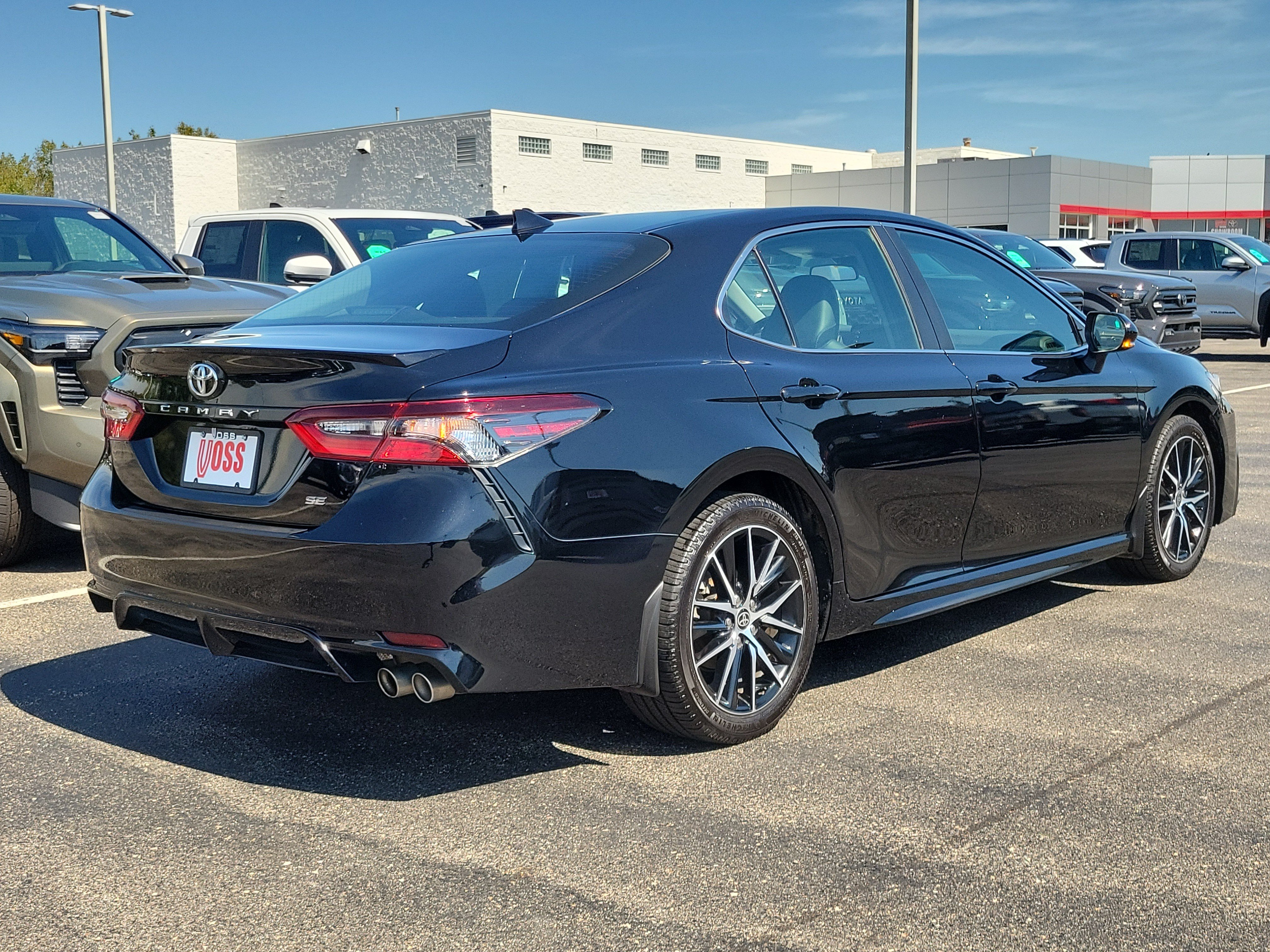 Used 2023 Midnight Black Metallic Toyota SE image 8